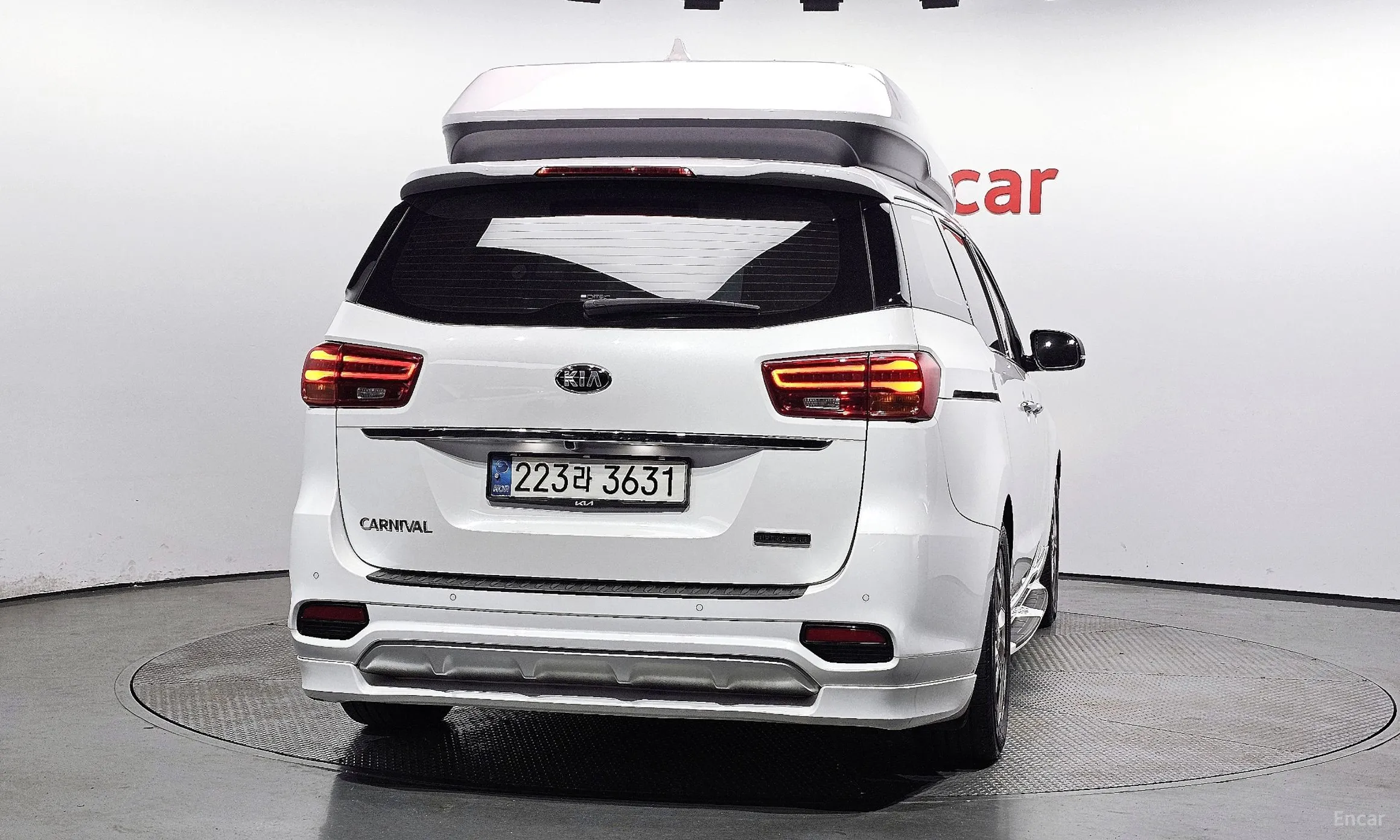 Kia Carnival превью 3