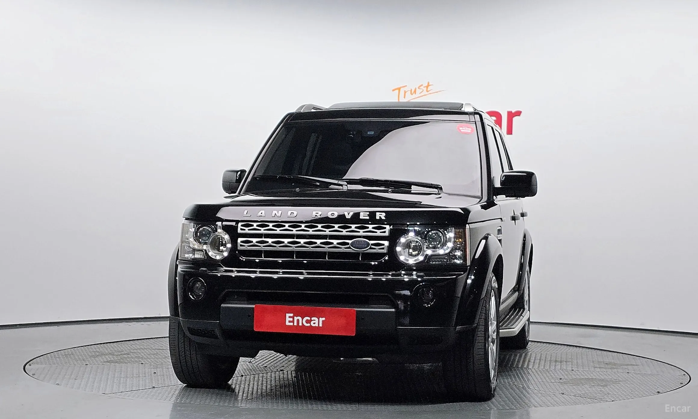 Land Rover Discovery 4