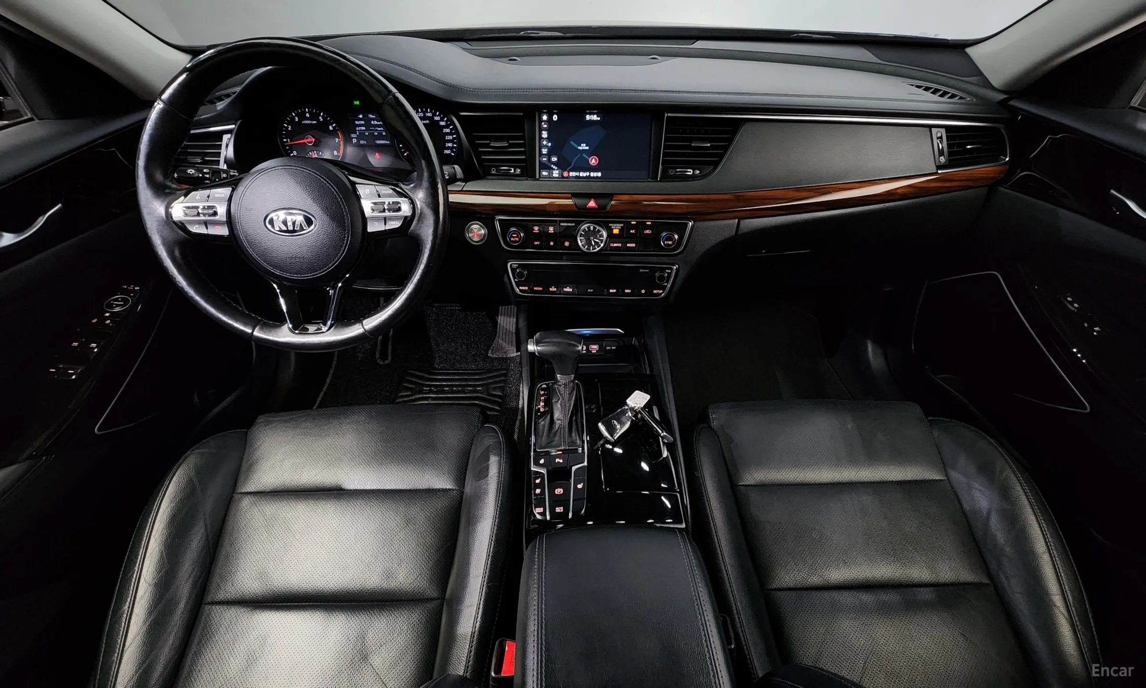 Kia K7 превью 4