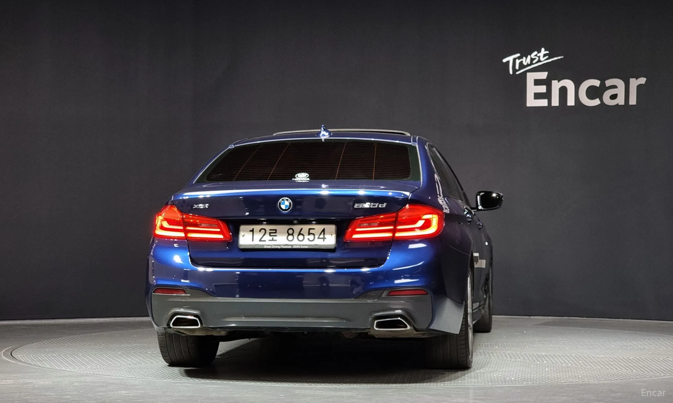 BMW 5 Series (G30) превью 3