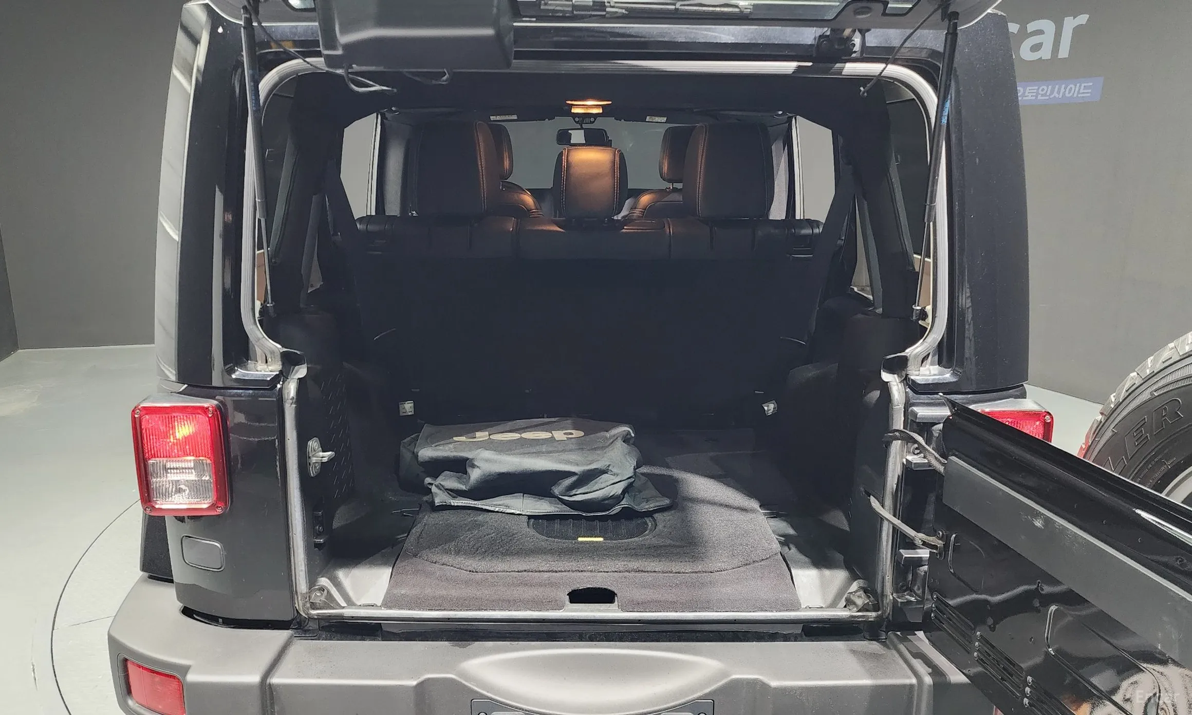 Jeep Wrangler (JK) превью 20