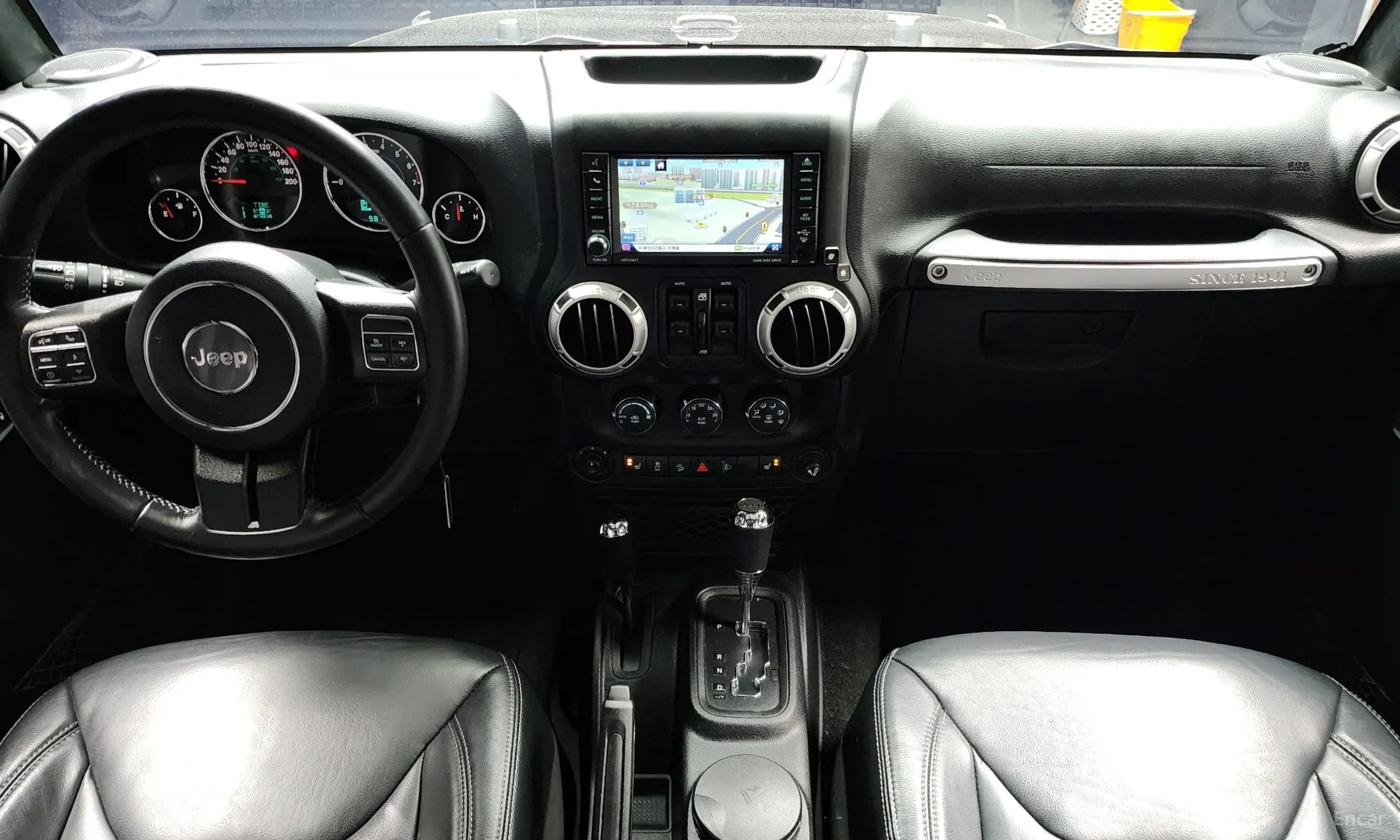 Jeep Wrangler (JK) превью 7