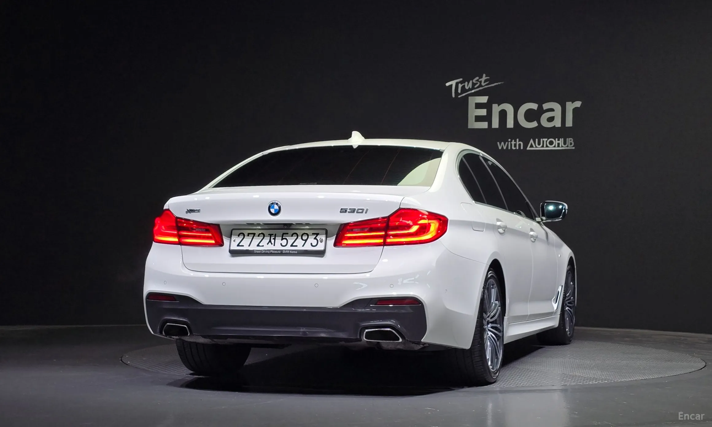 BMW 5 Series (G30) превью 3