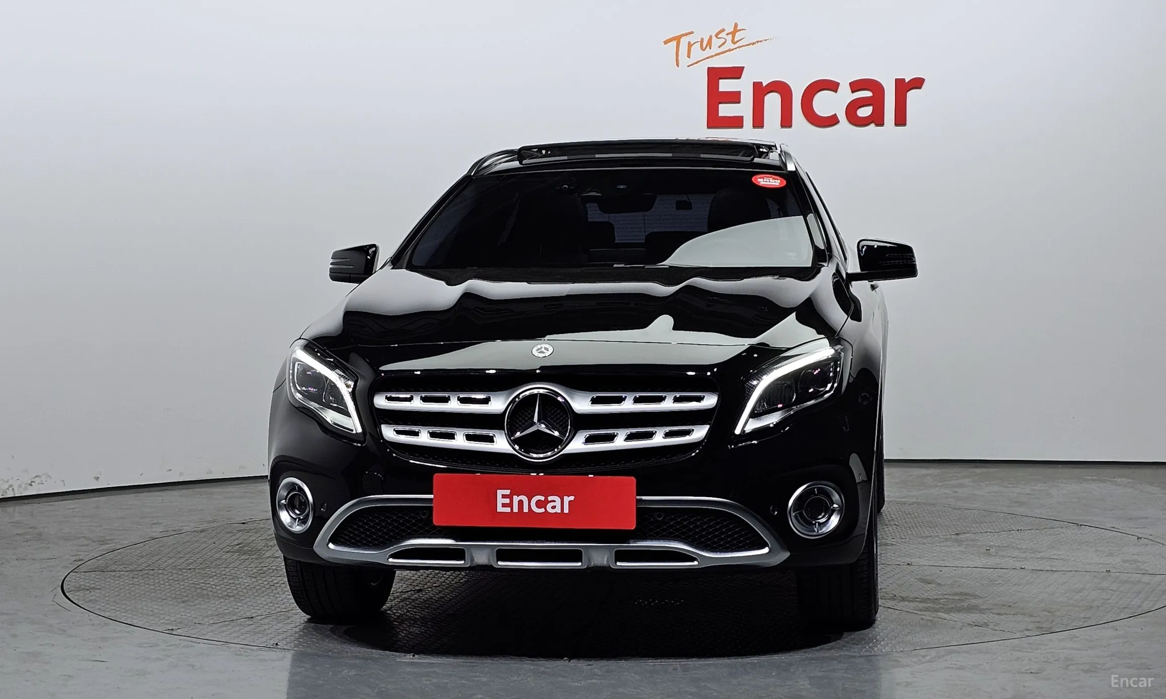 Mercedes Benz GLA-Class X156