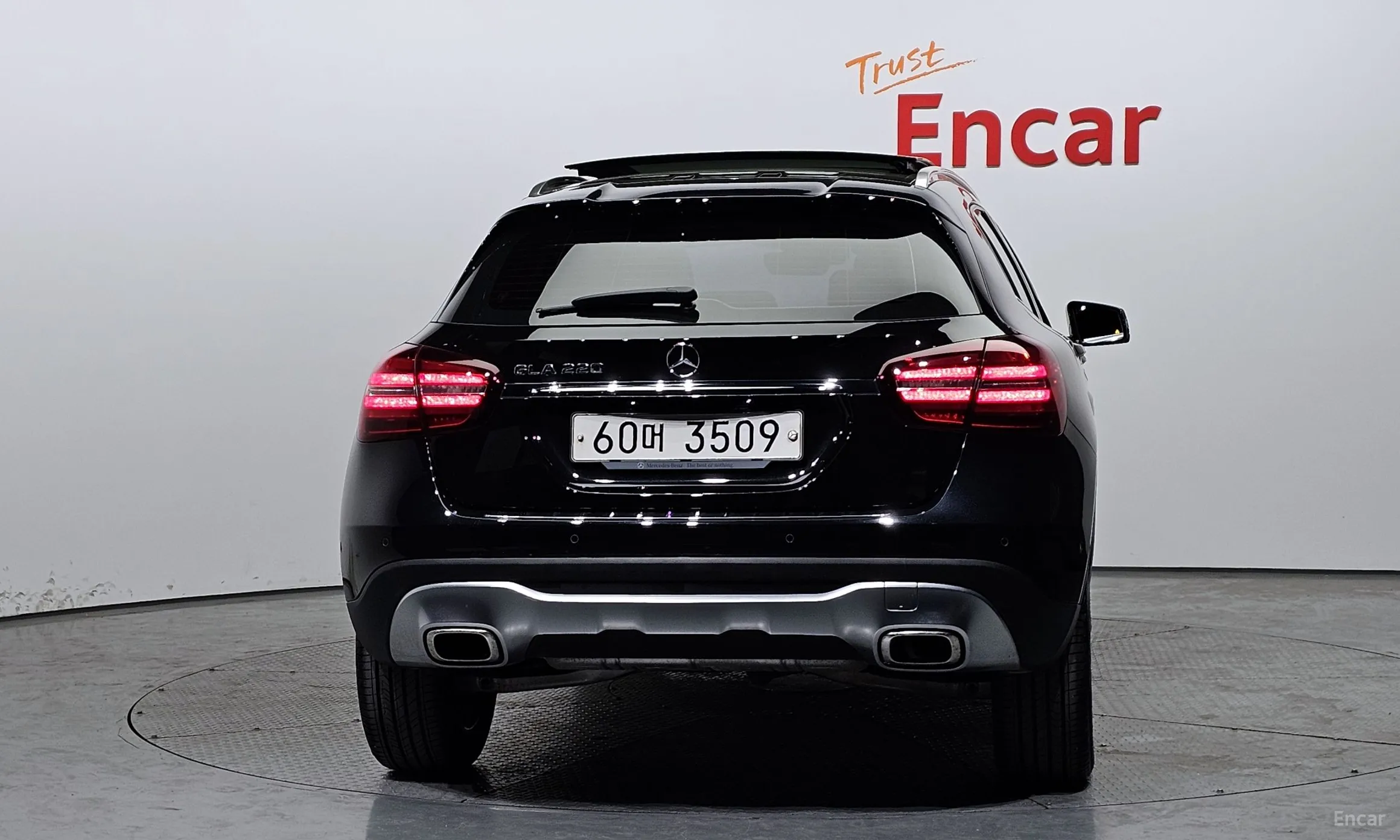 Mercedes Benz GLA-Class X156 превью 3