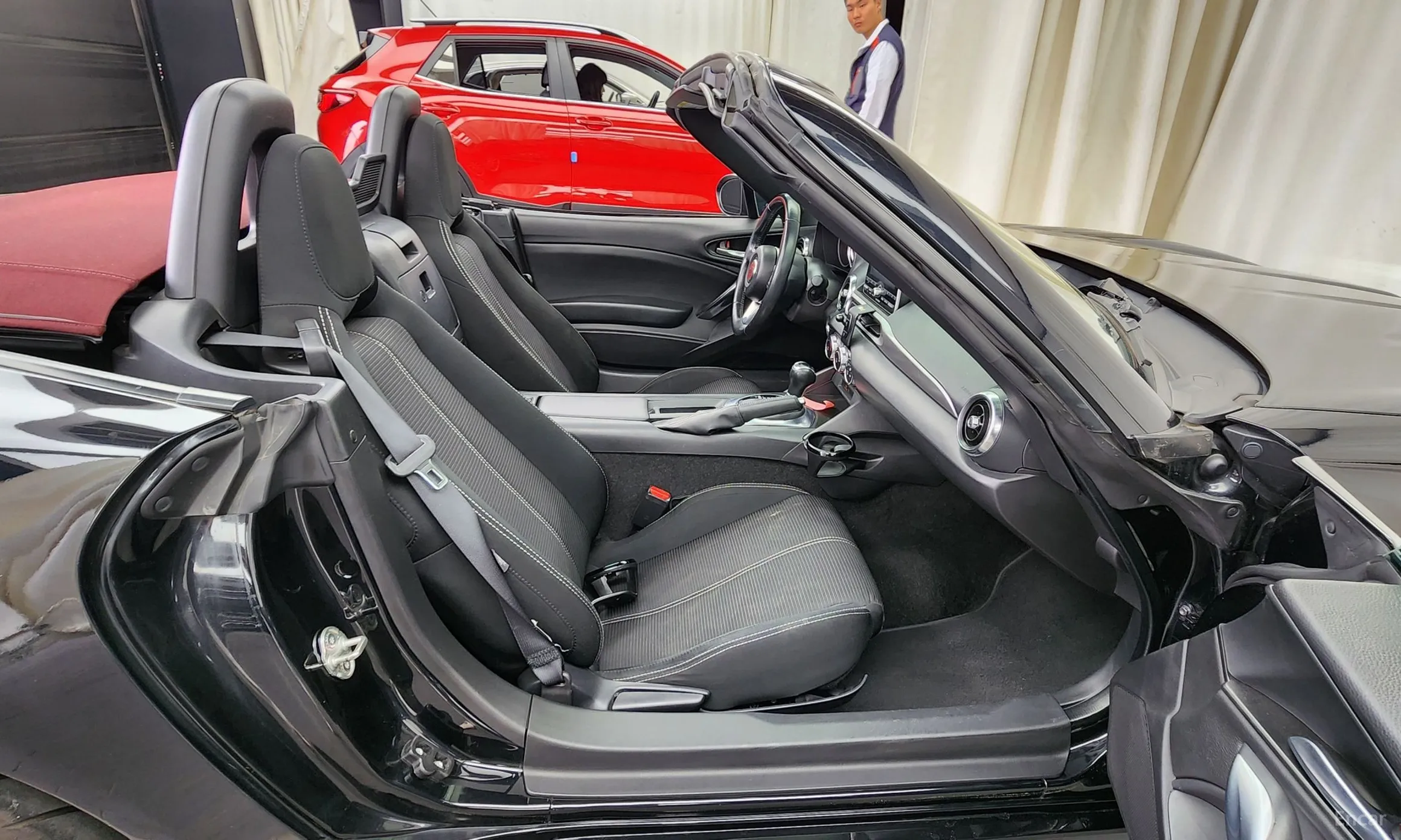Fiat 124 Spider превью 11