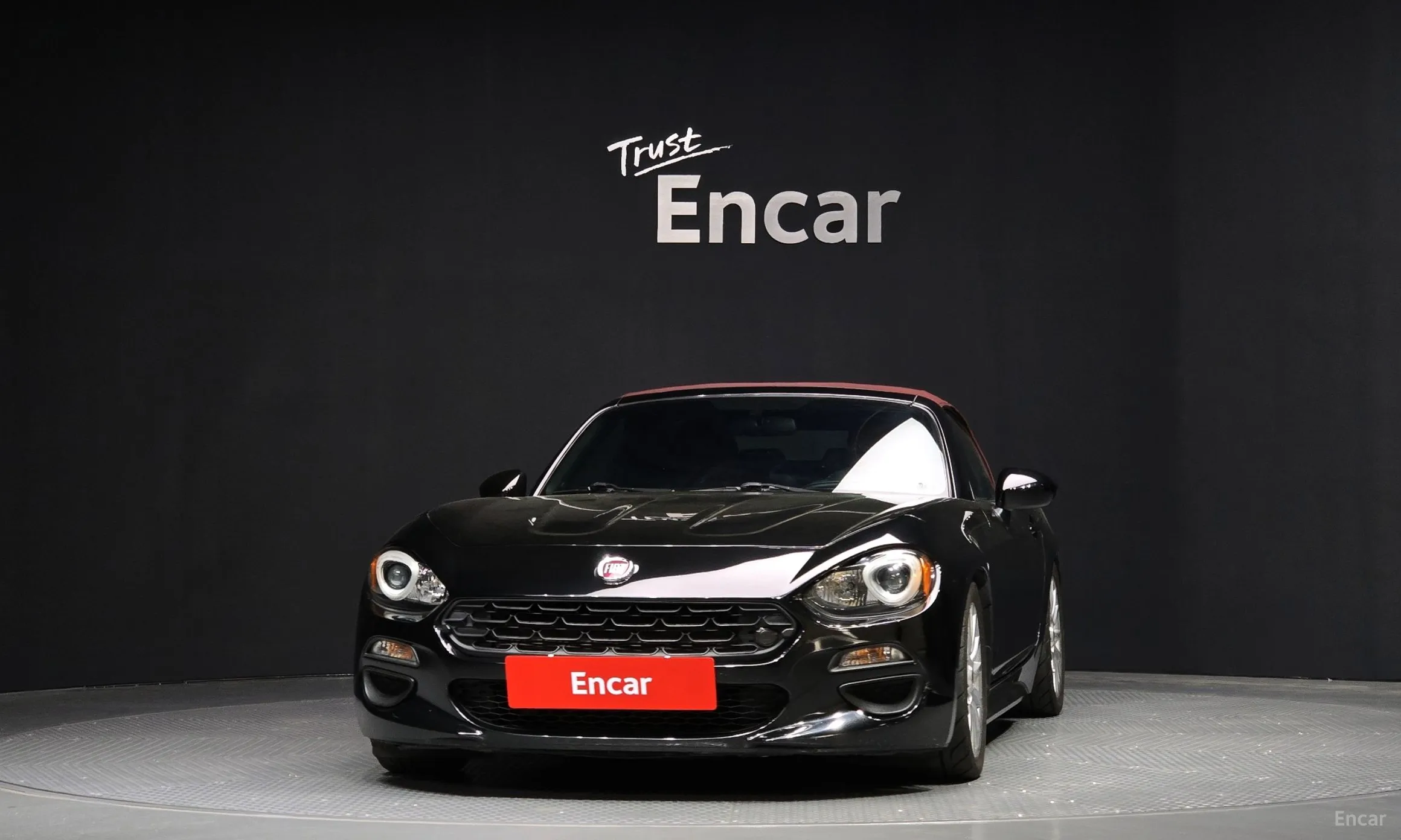 Fiat 124 Spider превью 3