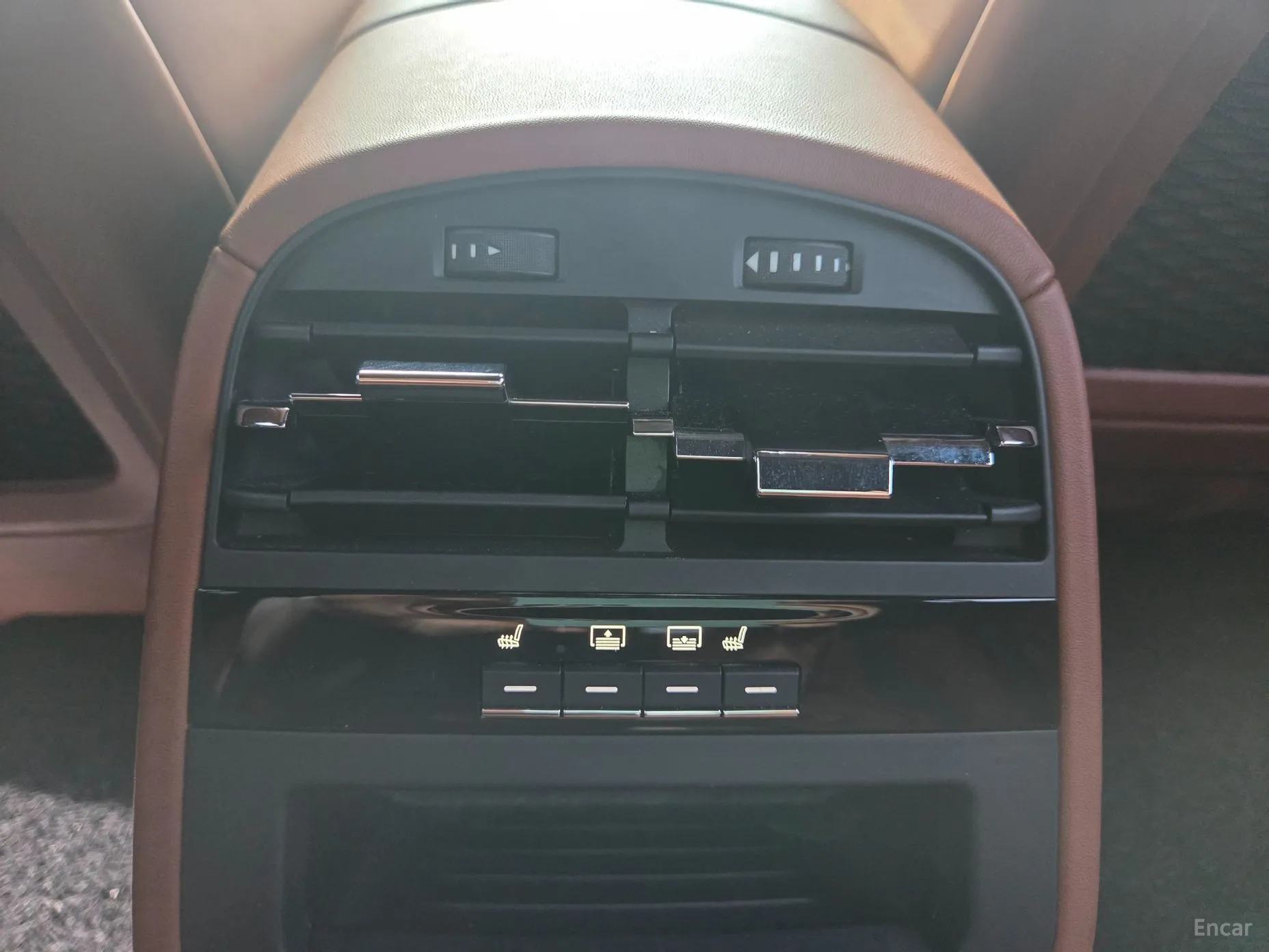 Maserati Quattroporte превью 18