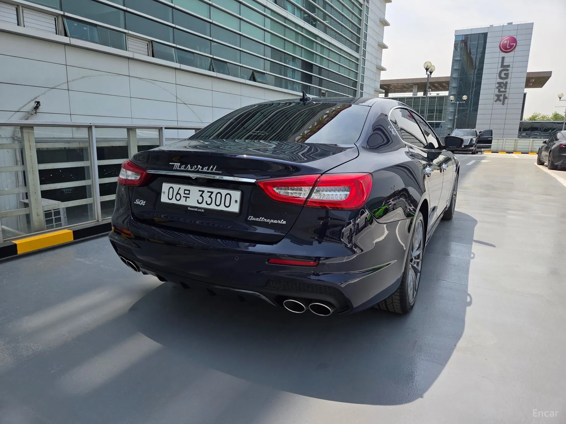 Maserati Quattroporte превью 3