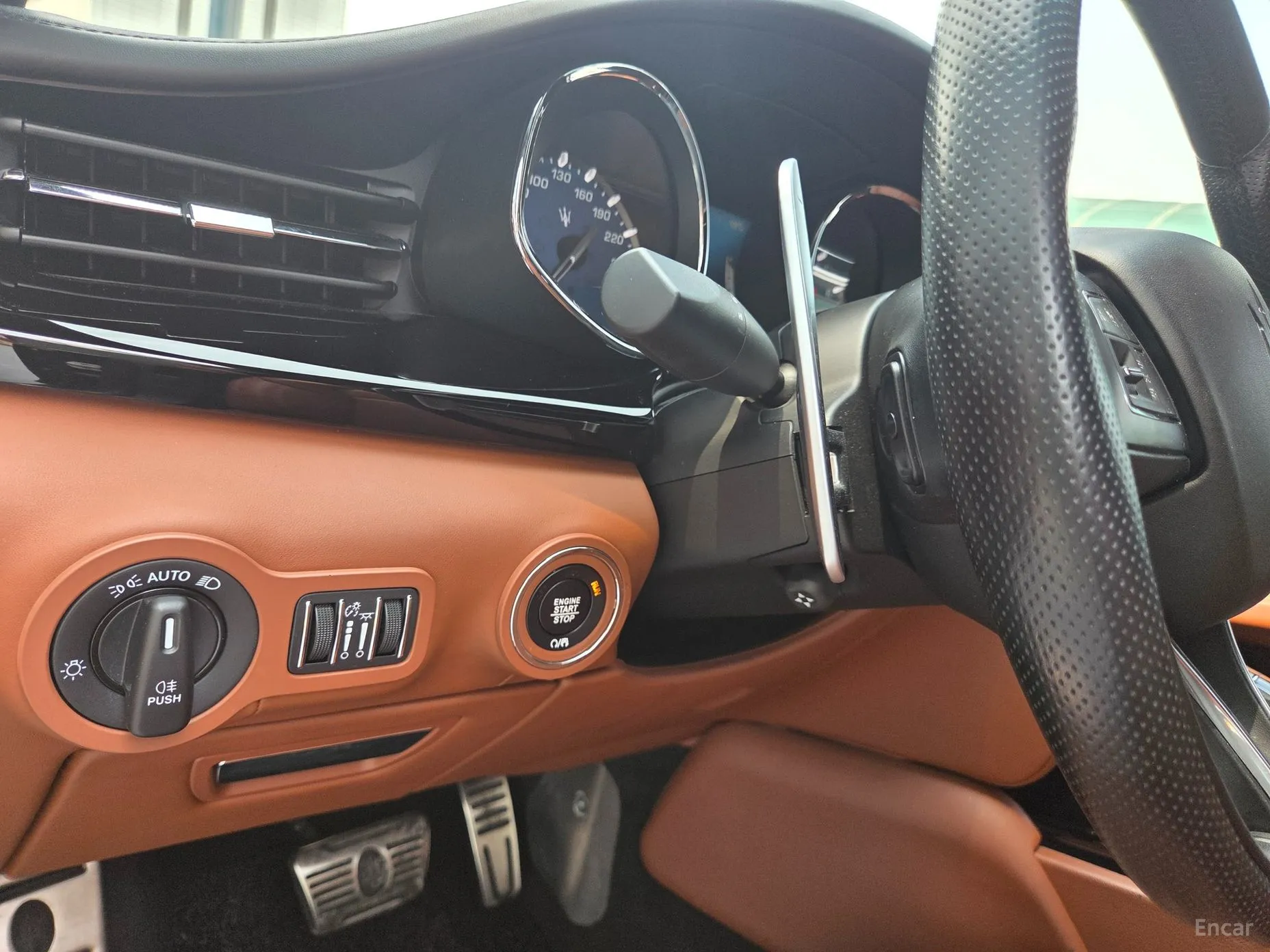 Maserati Quattroporte превью 9