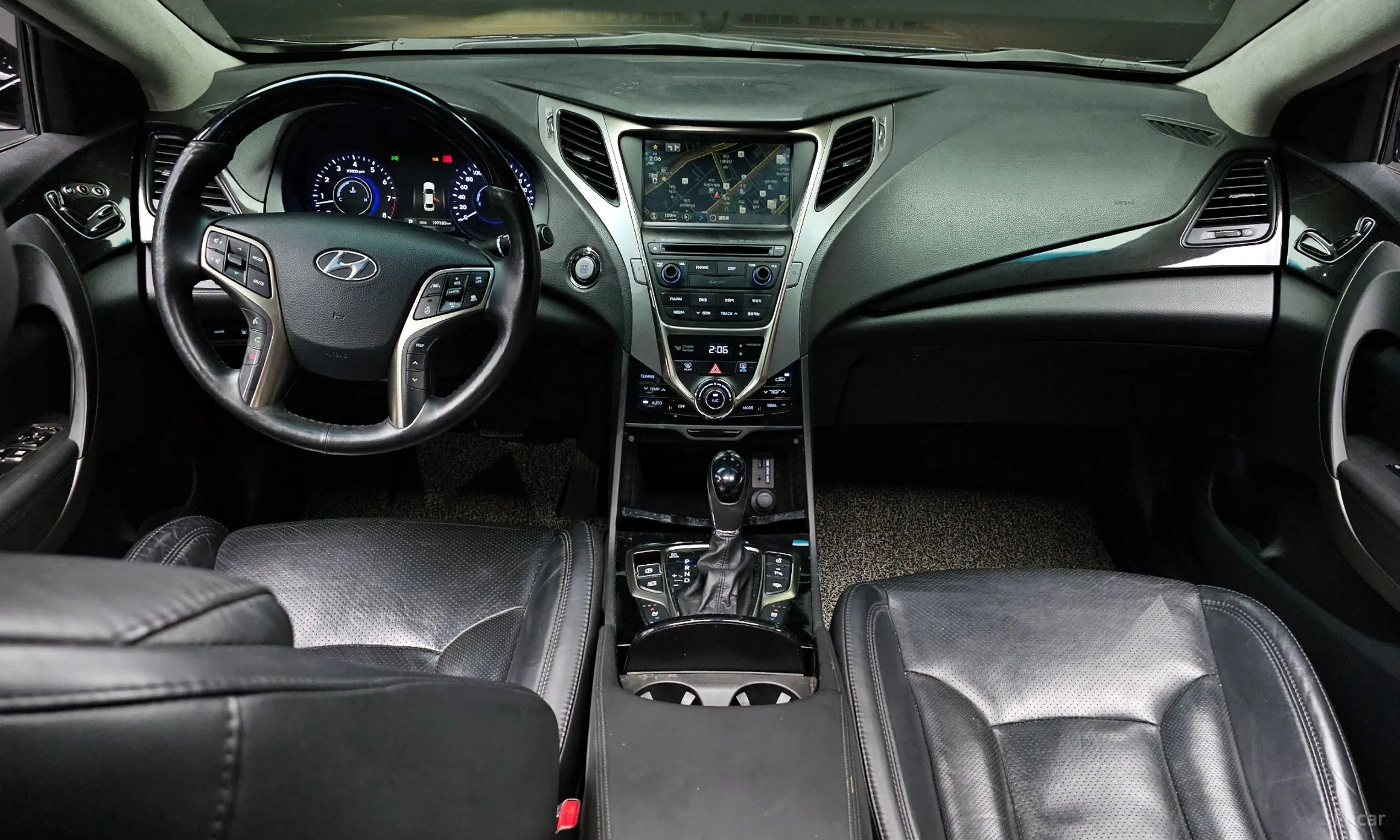 Hyundai Grandeur HG превью 4