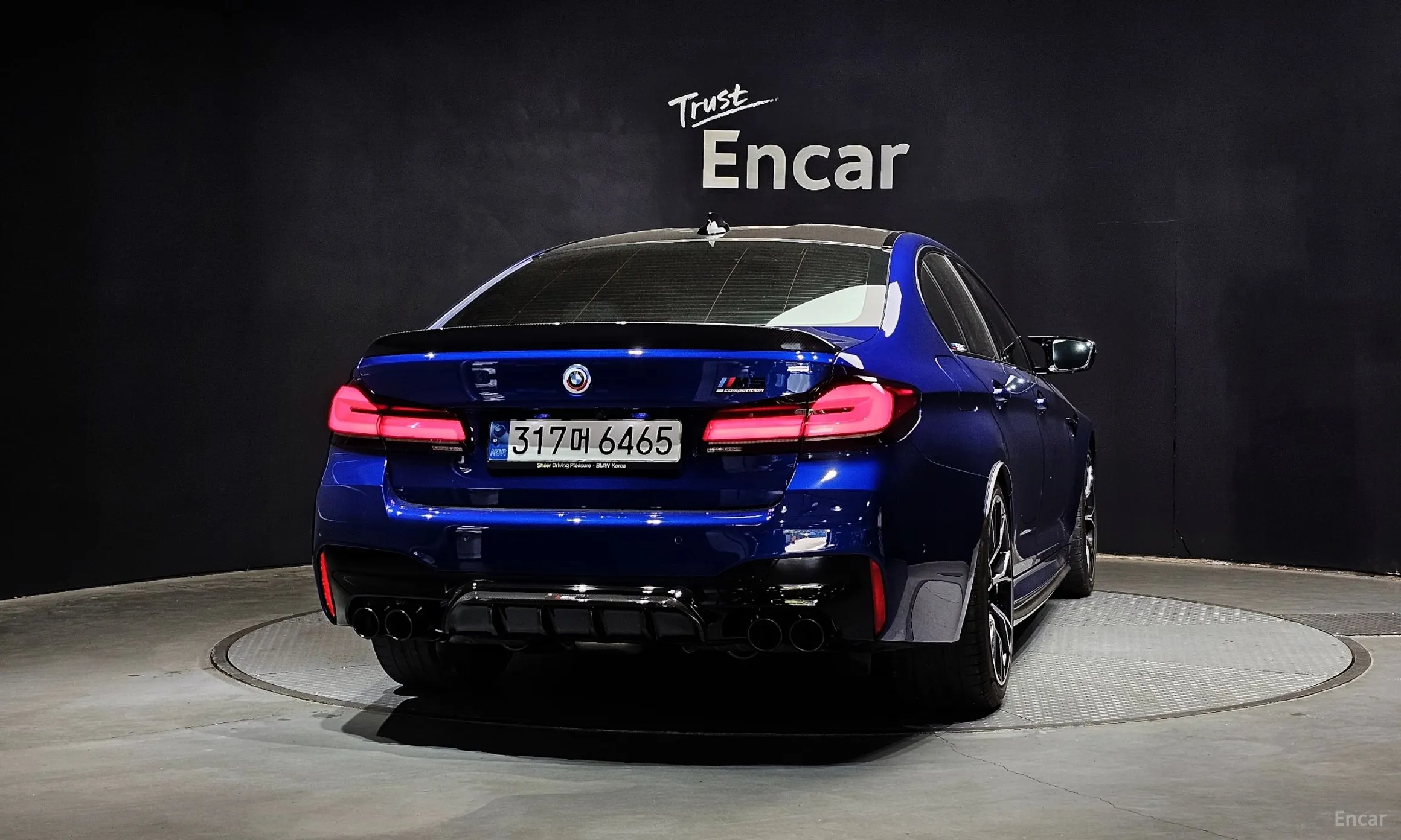 BMW M5 (F90) превью 3