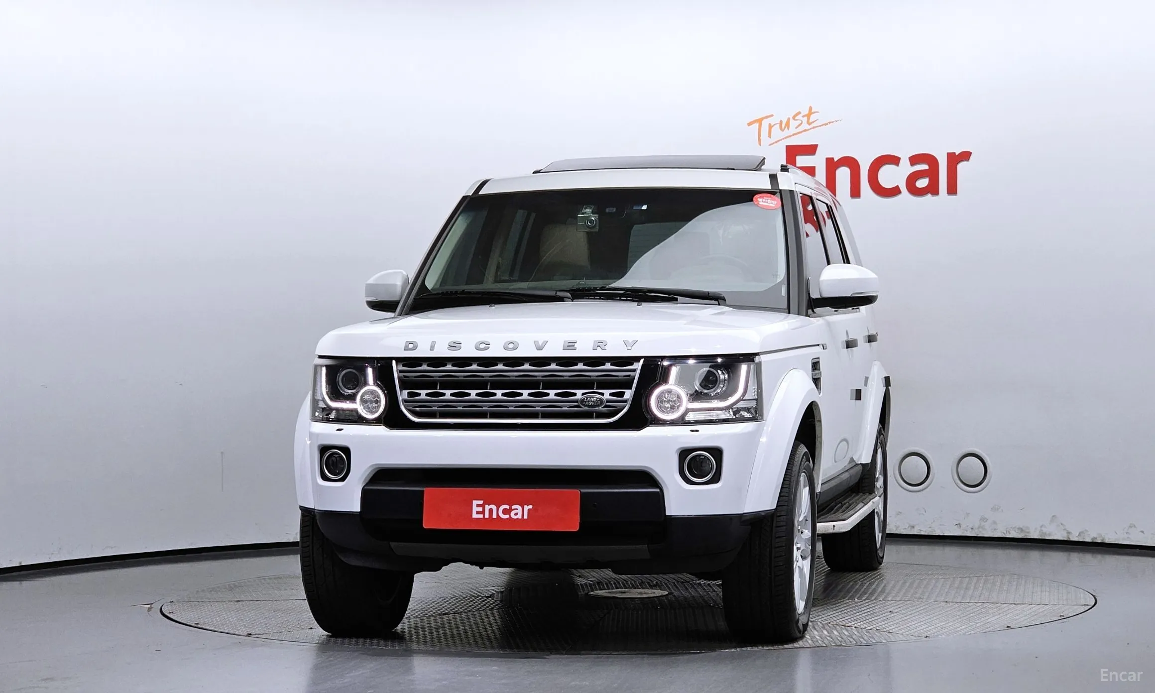 Land Rover Discovery 4