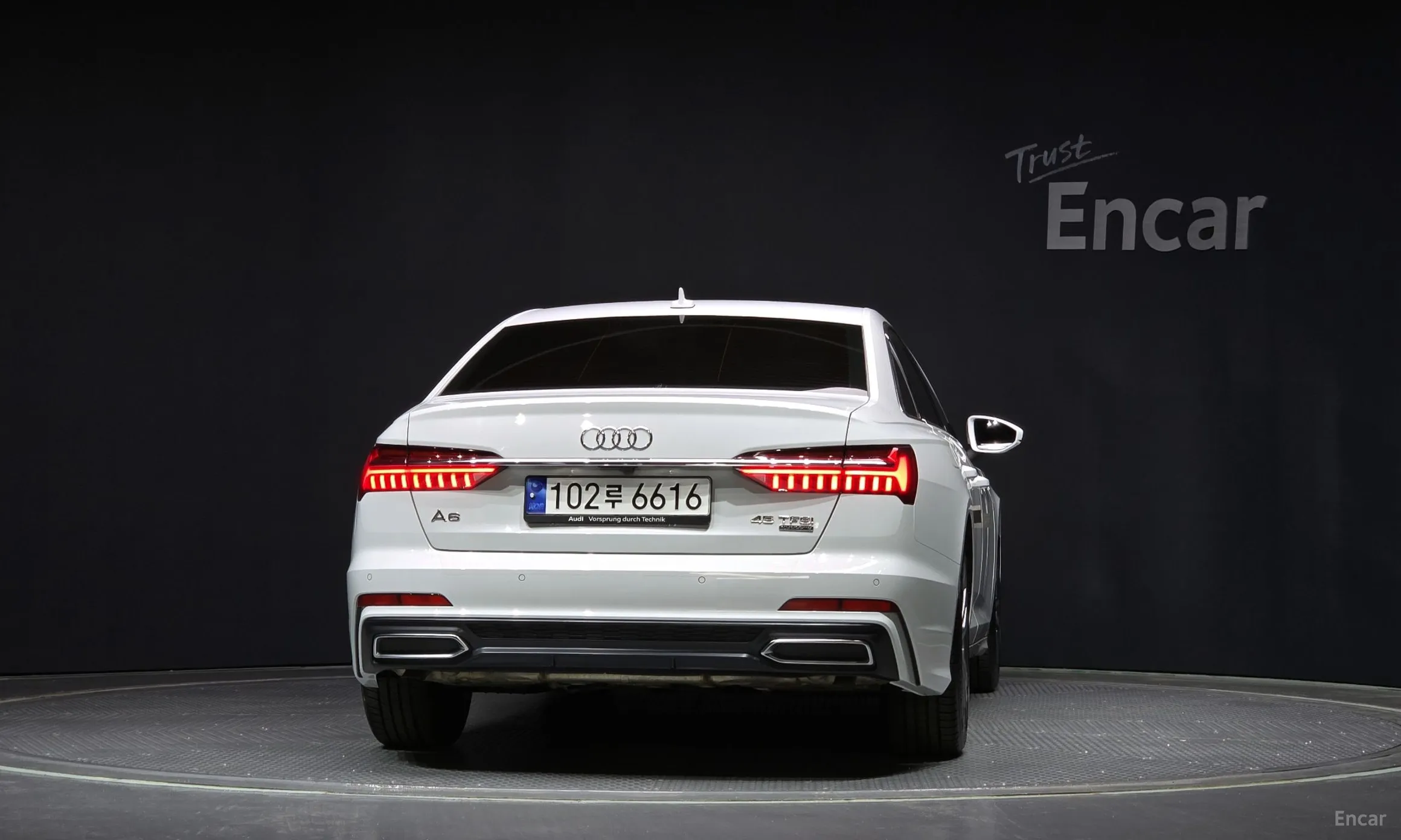 Audi A6 (C8) превью 3