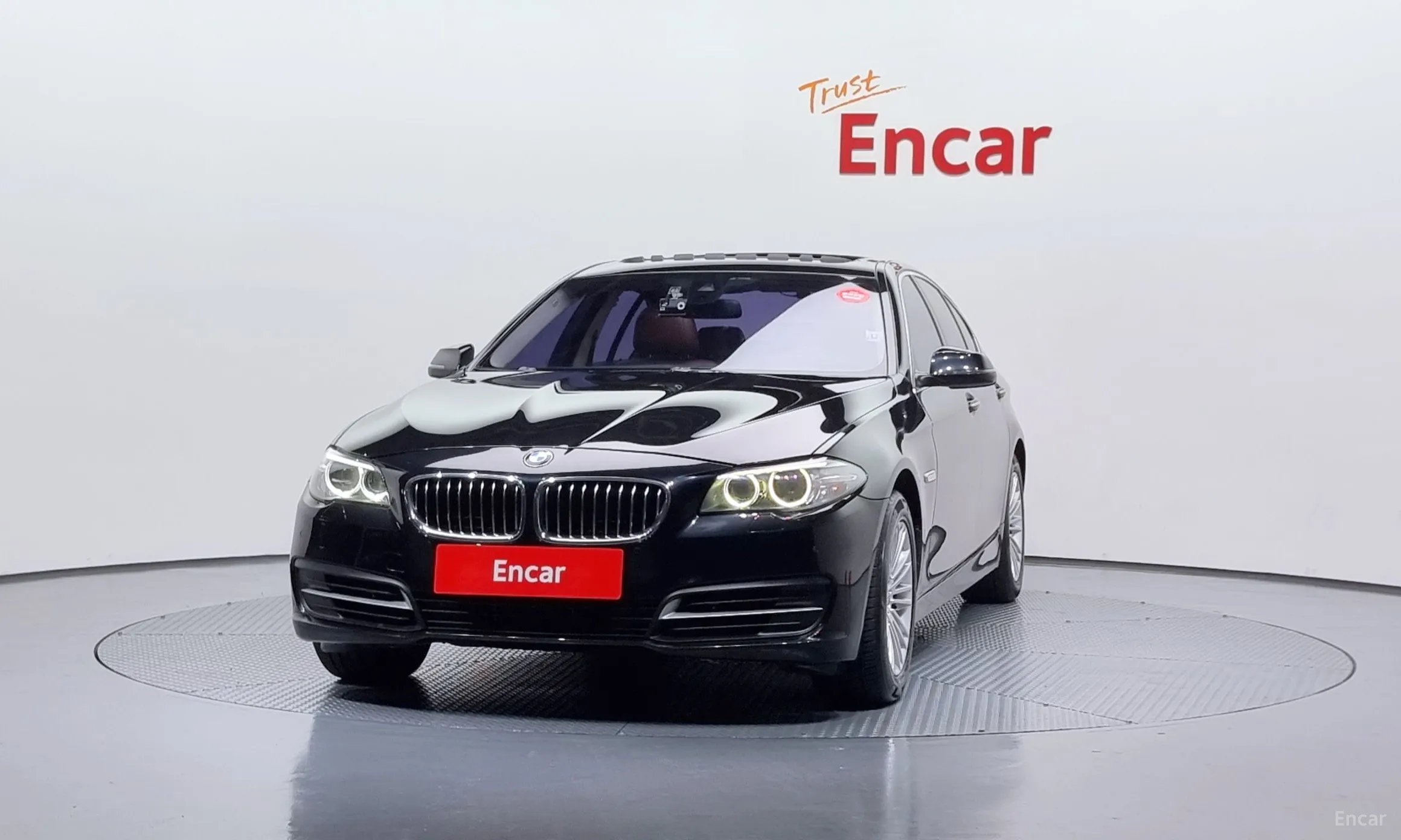 BMW 5 Series (F10) превью 2