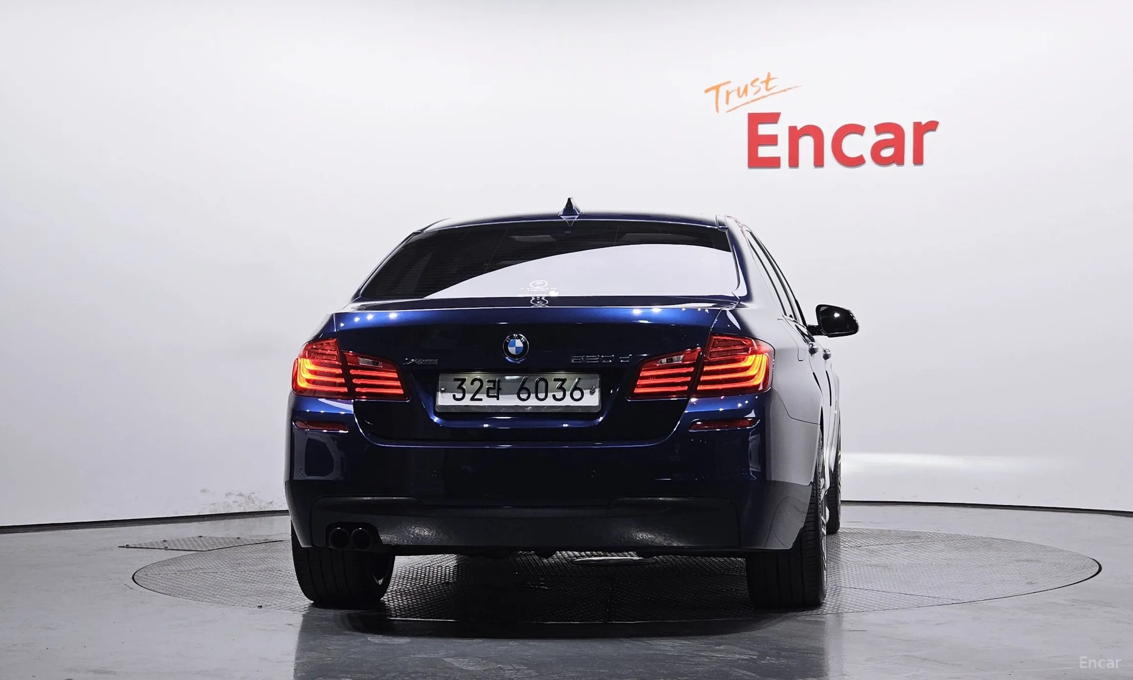BMW 5 Series (F10) превью 3