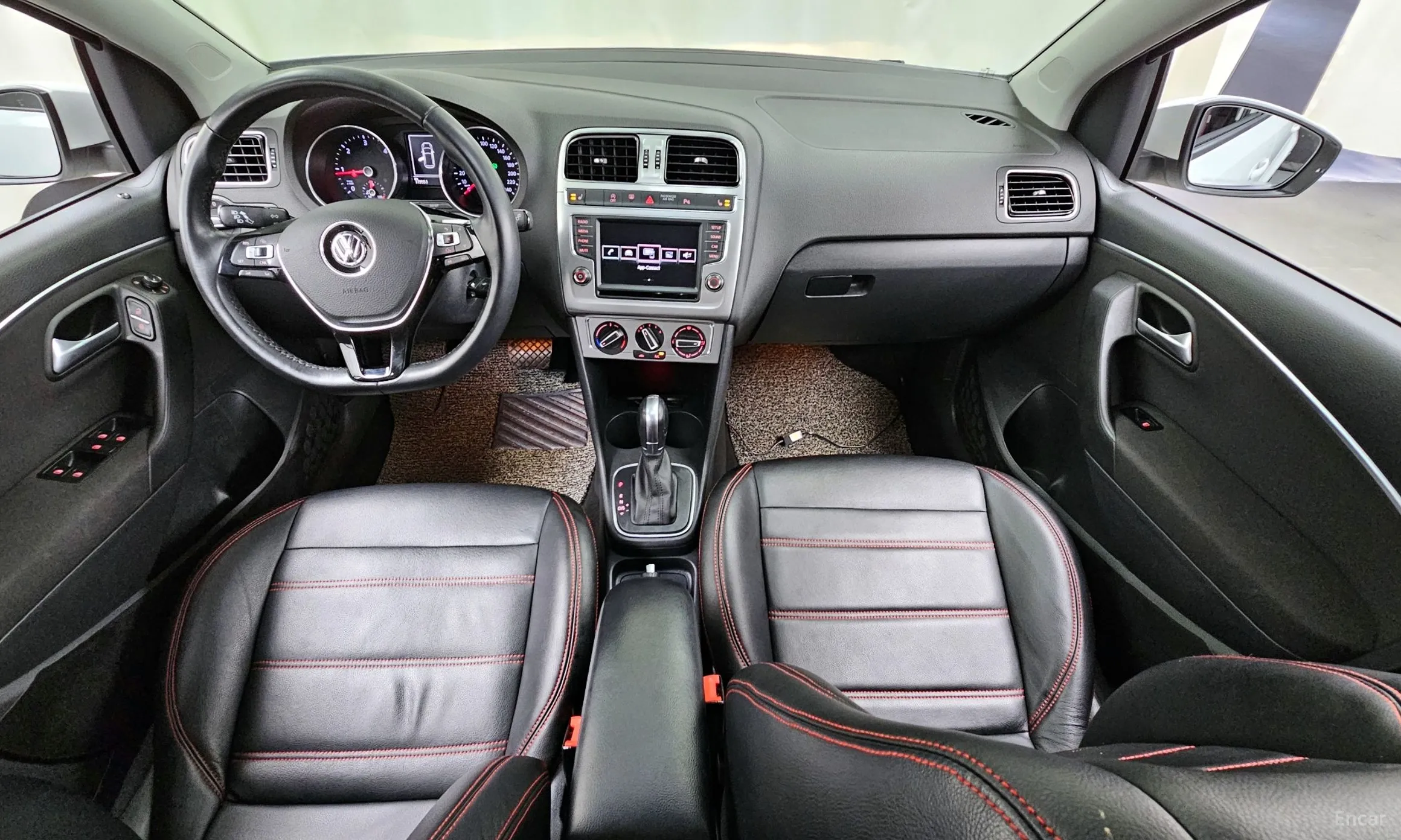 Volkswagen Polo превью 4