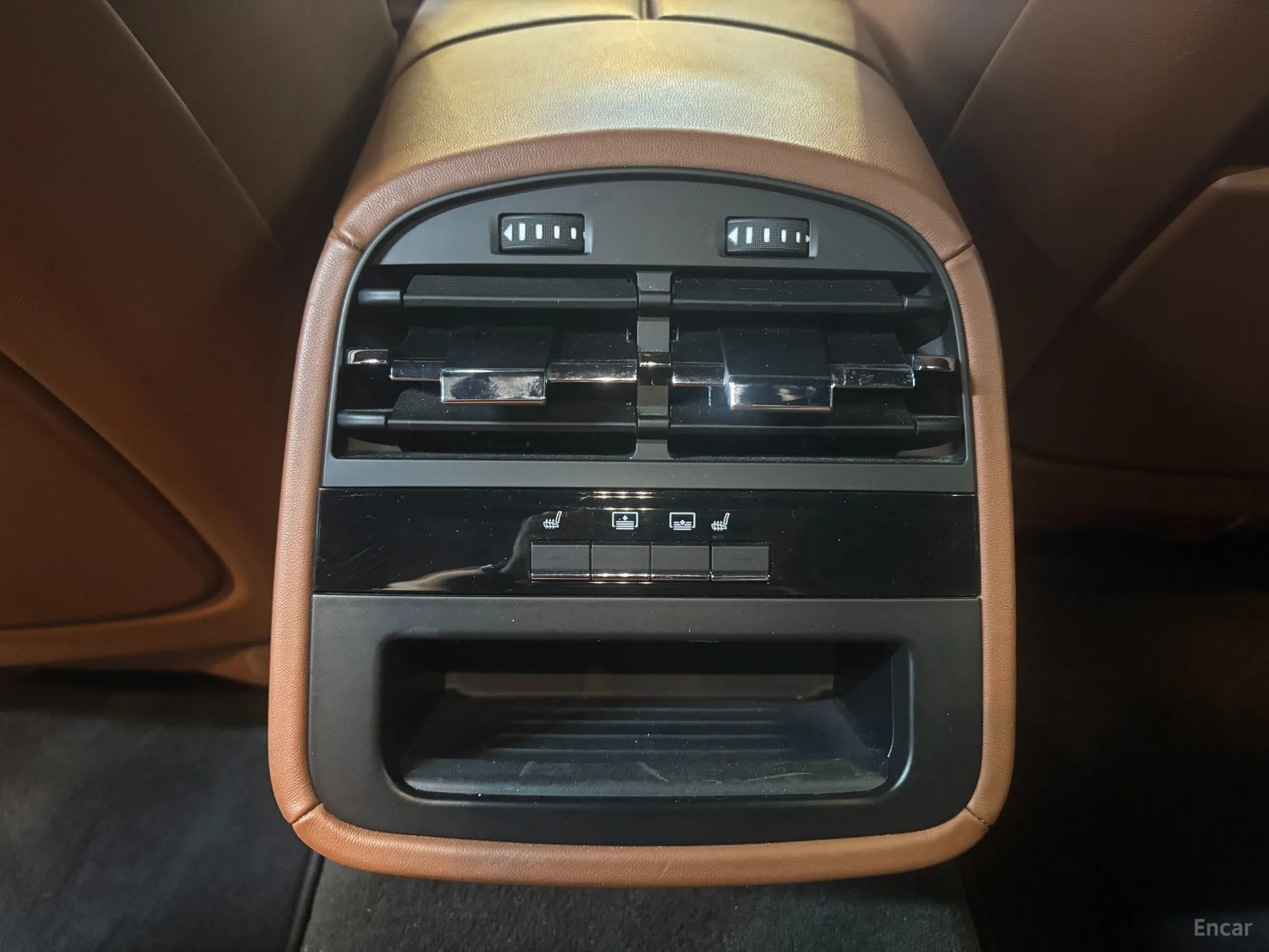 Maserati Quattroporte превью 16
