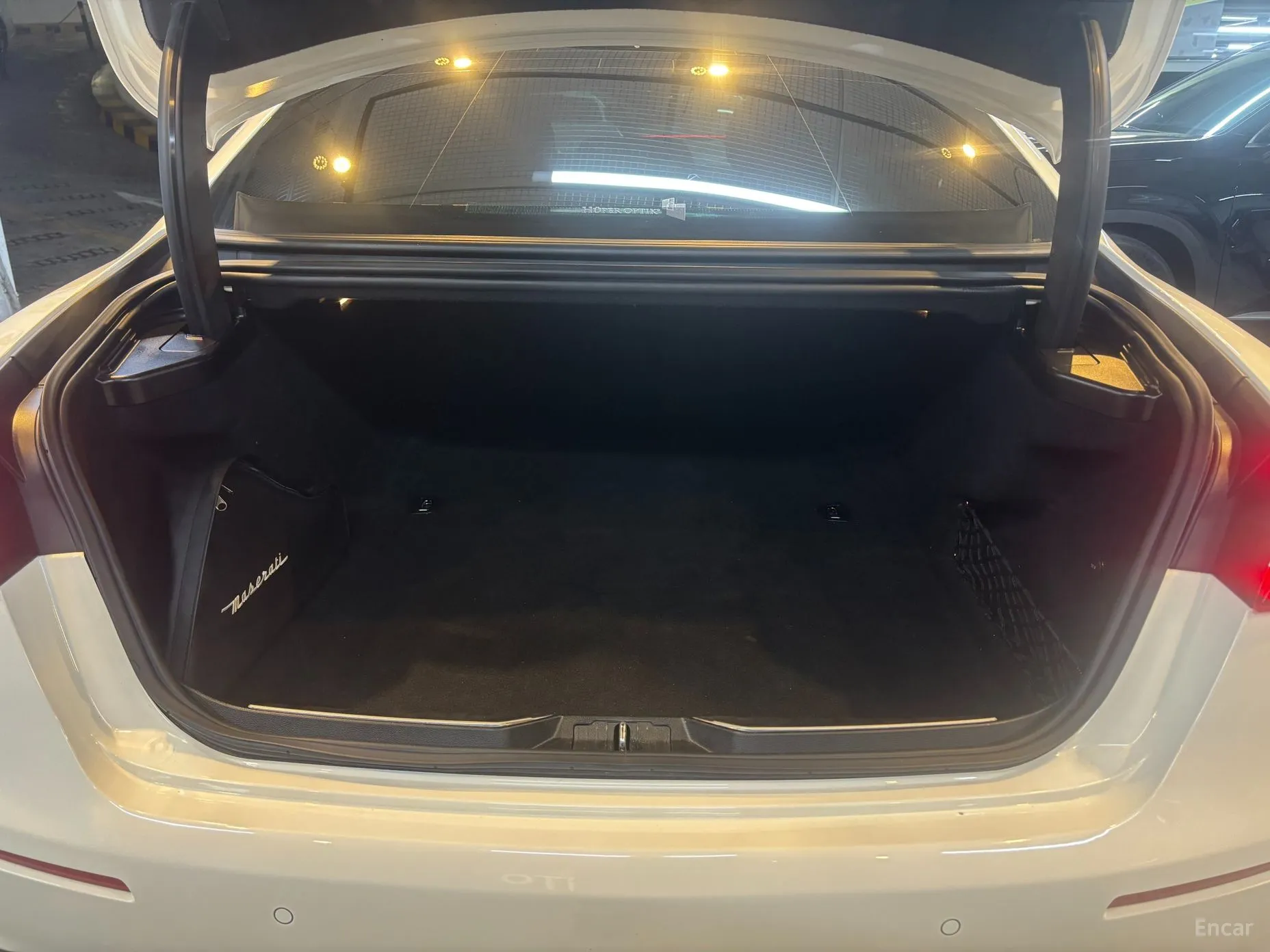 Maserati Quattroporte превью 18