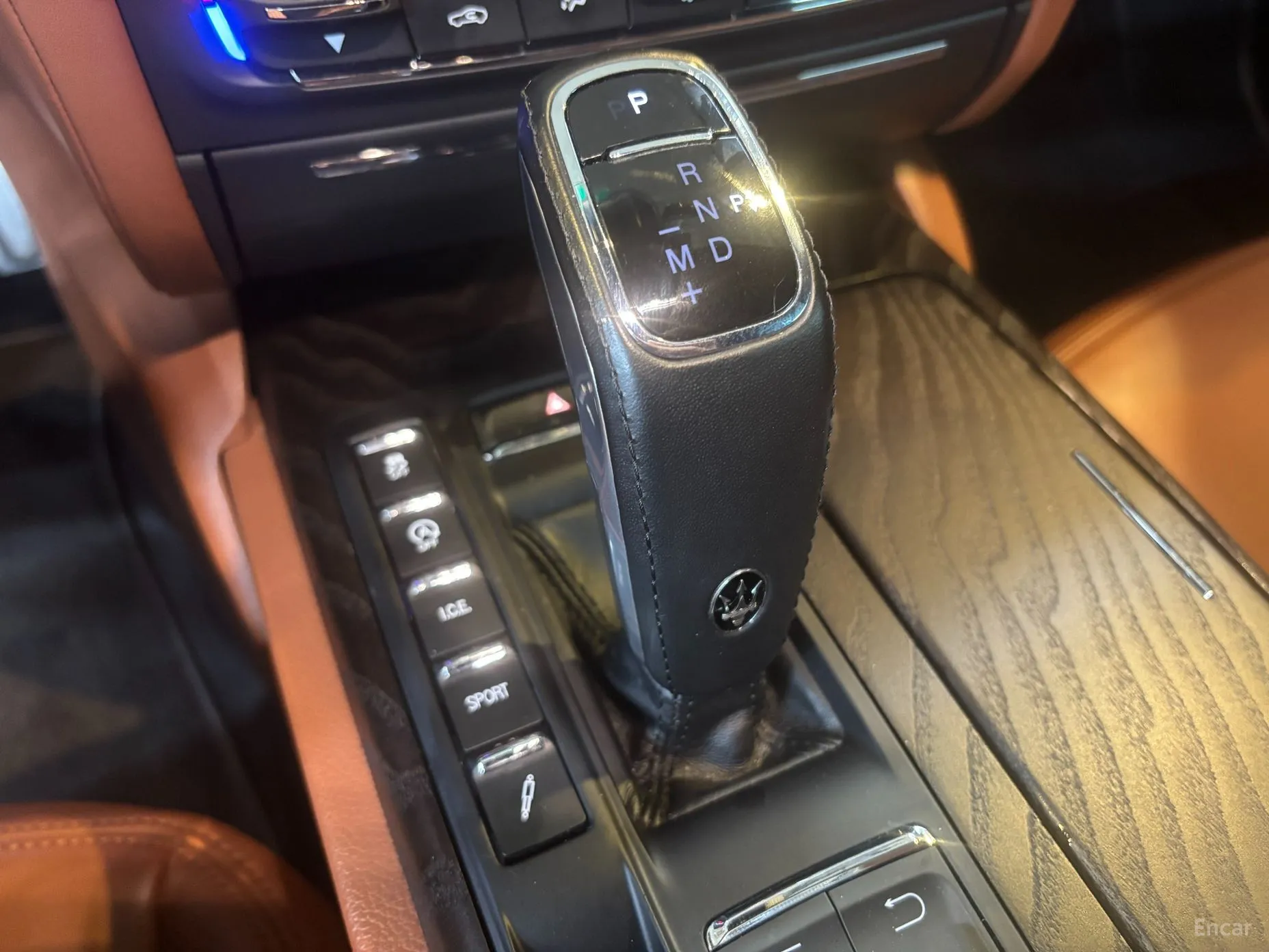 Maserati Quattroporte превью 9