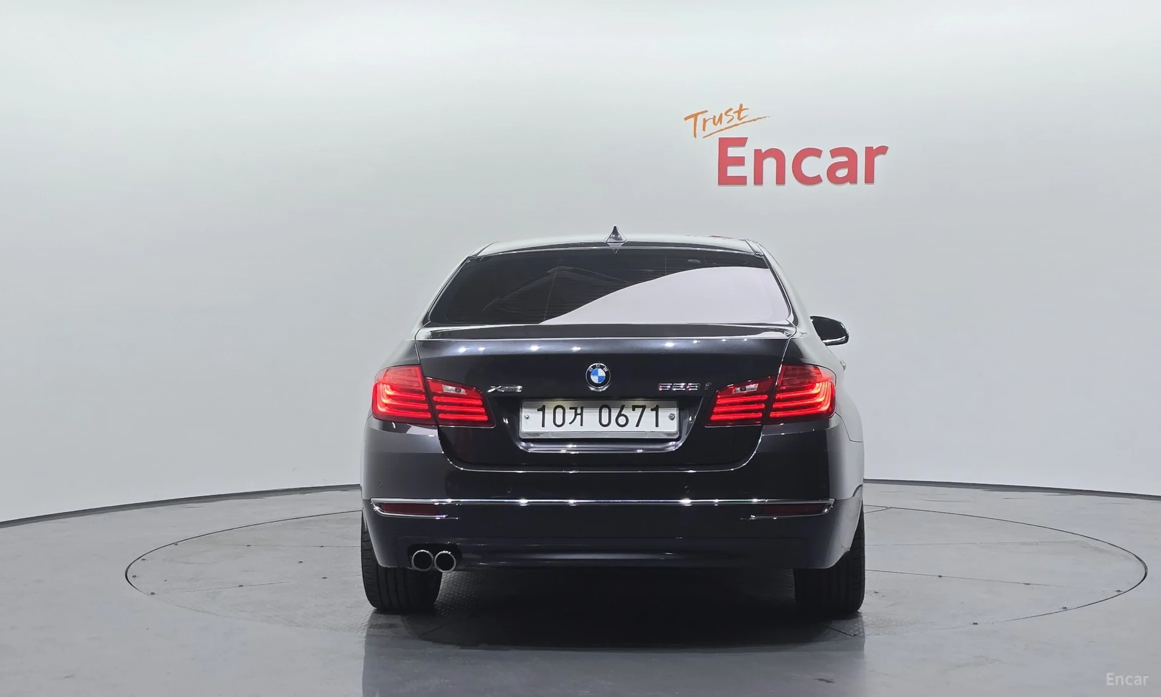 BMW 5 Series (F10) превью 3