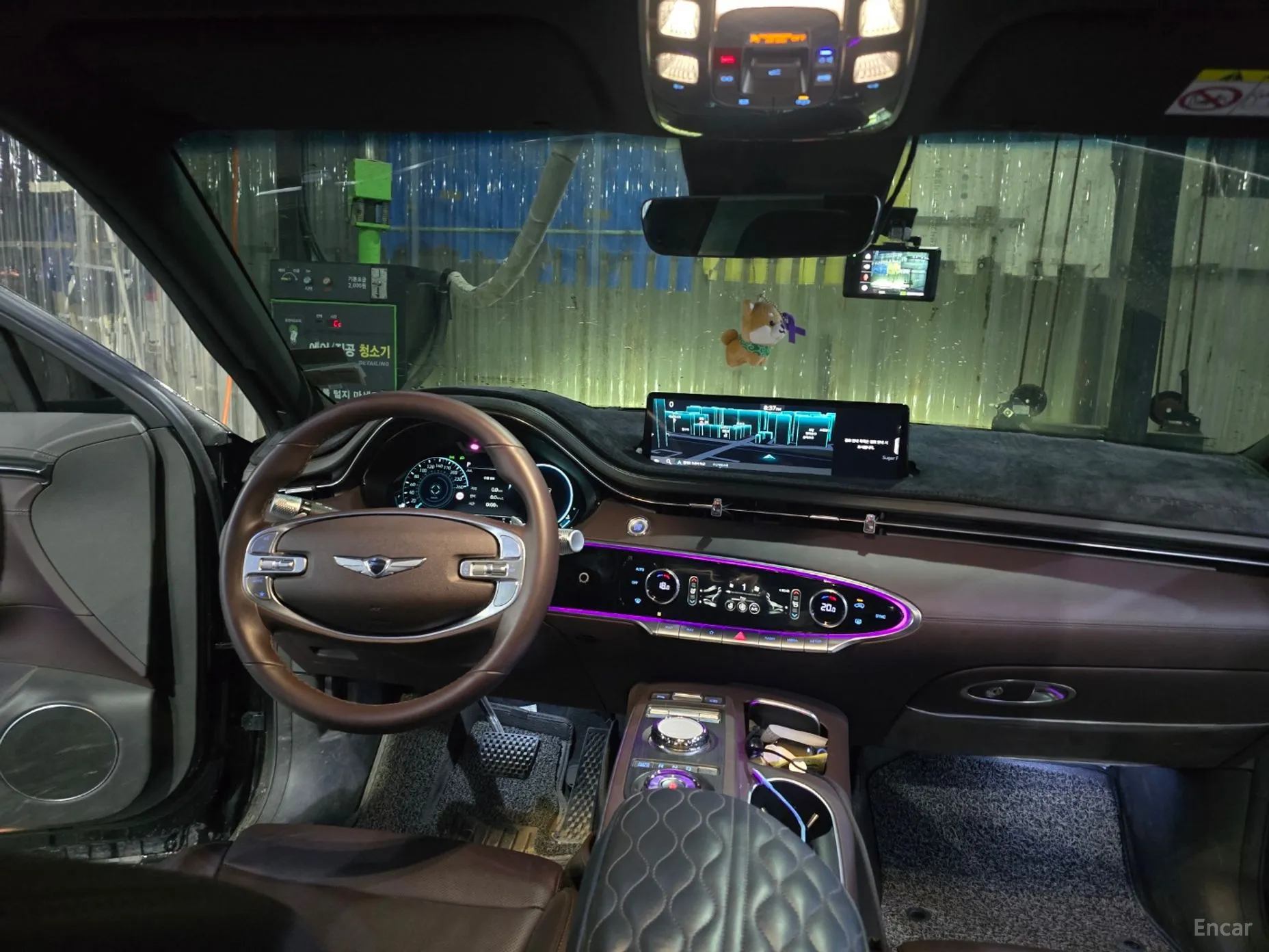 Genesis GV70 превью 11