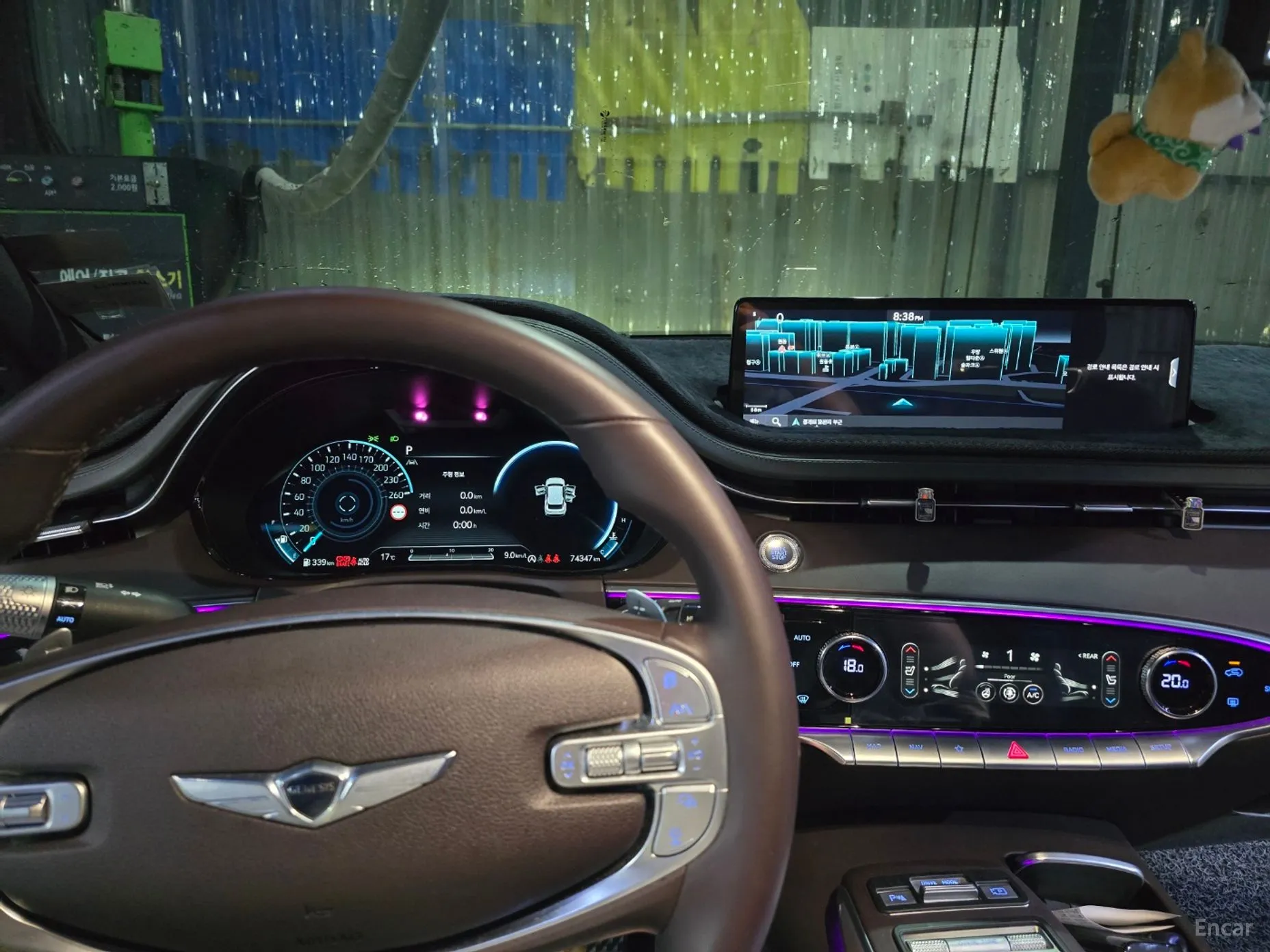 Genesis GV70 превью 12