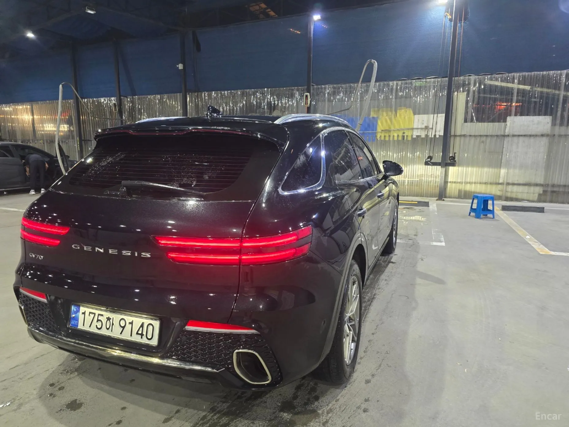Genesis GV70 превью 7