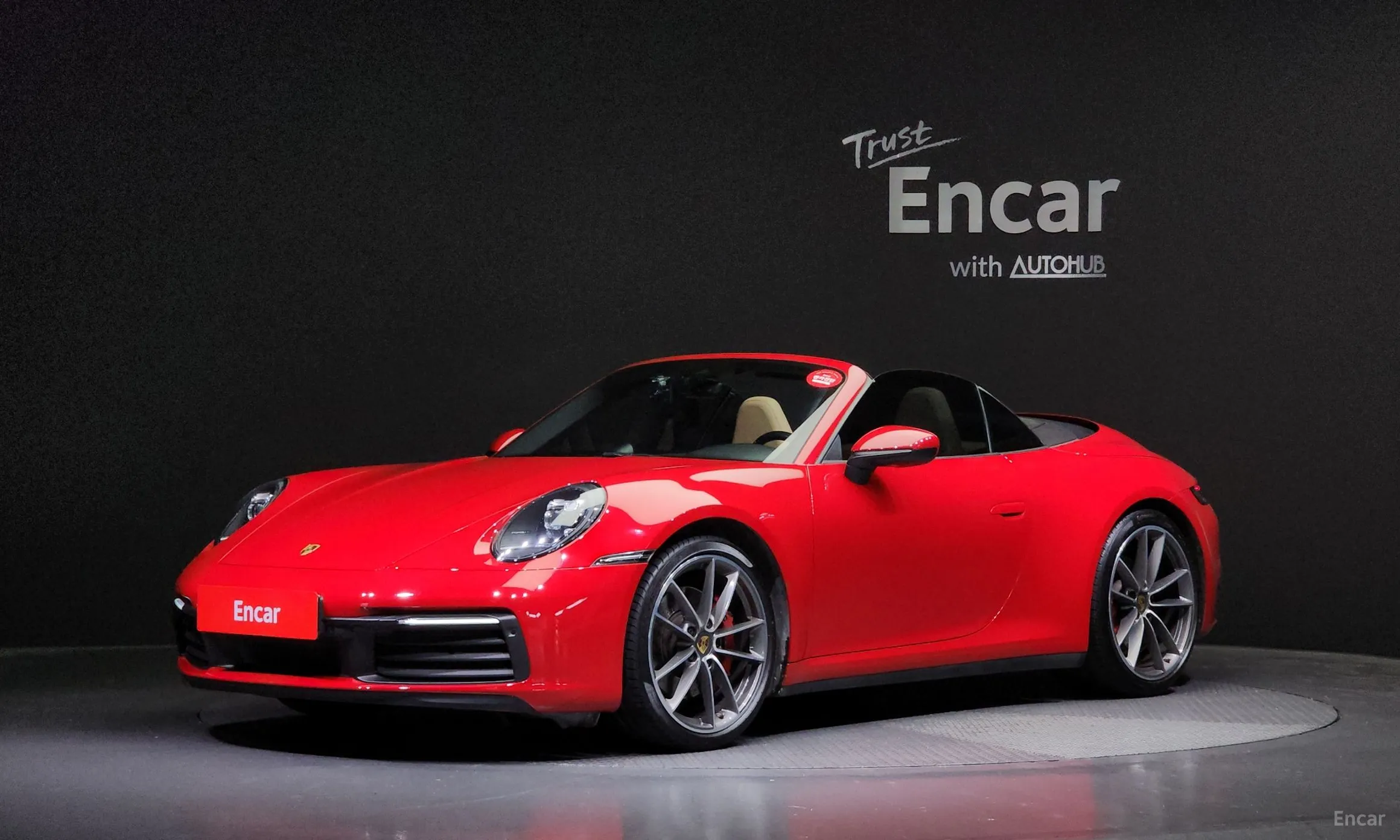 911 (992)