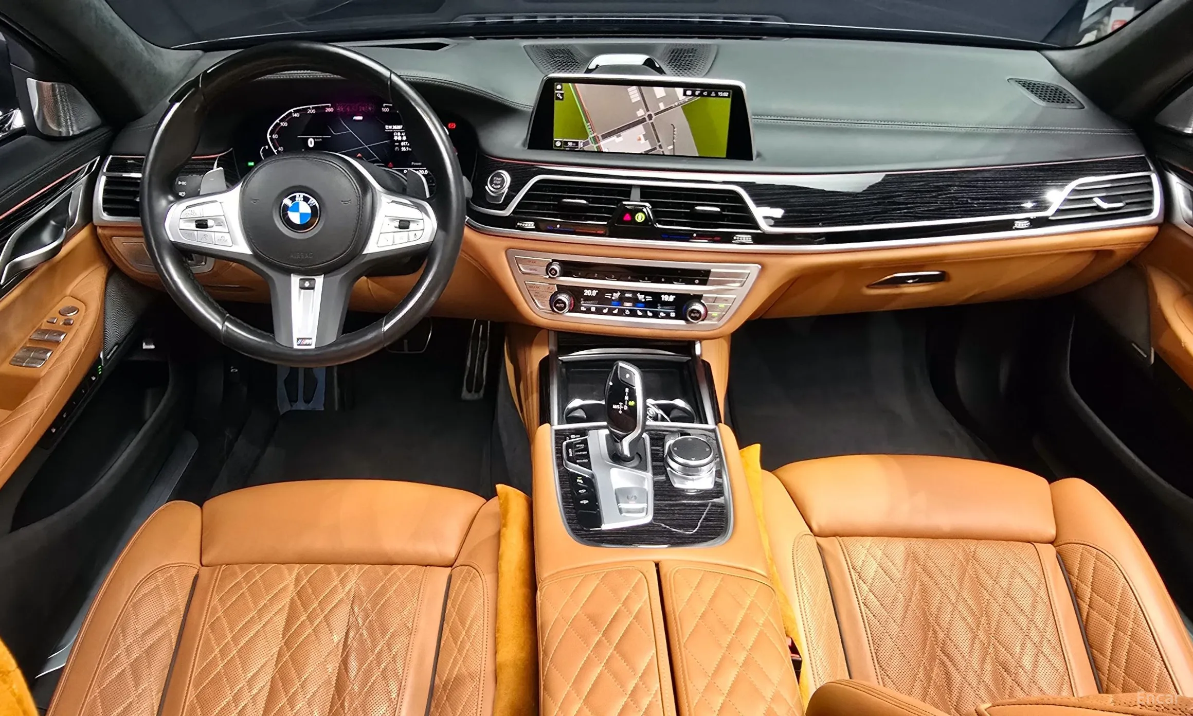 BMW 7 Series (G11) превью 4