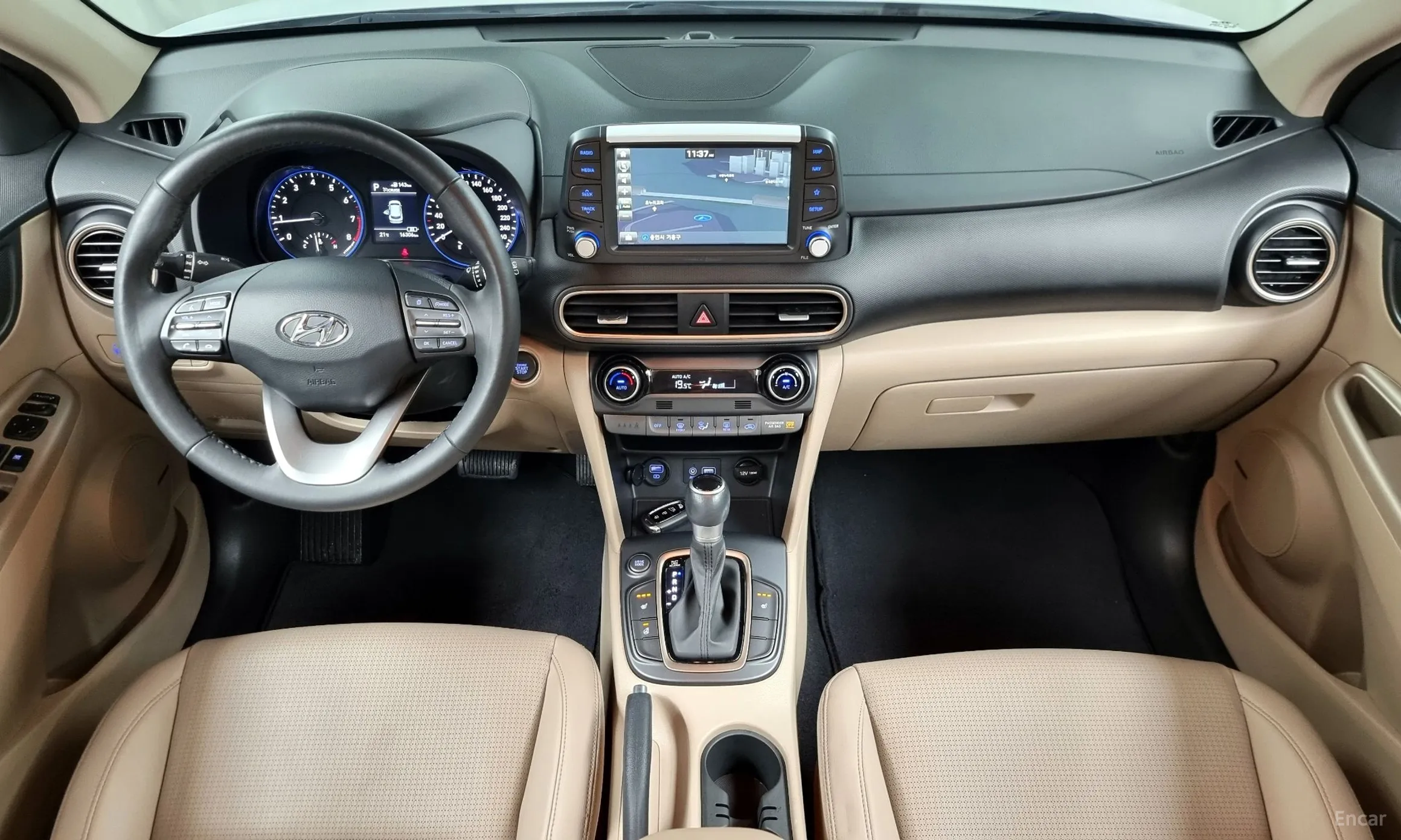 Hyundai Kona превью 4