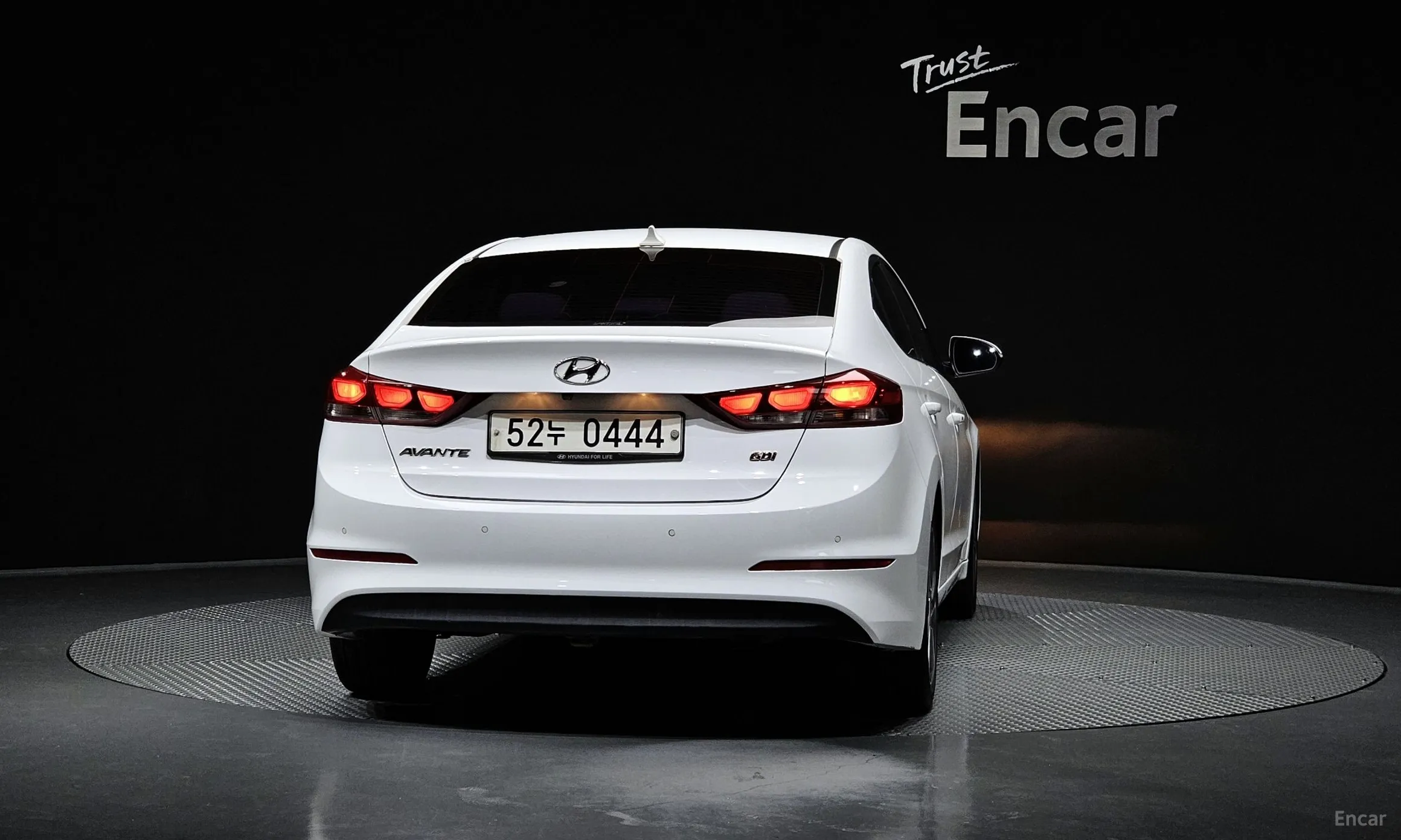 Hyundai Avante AD превью 3