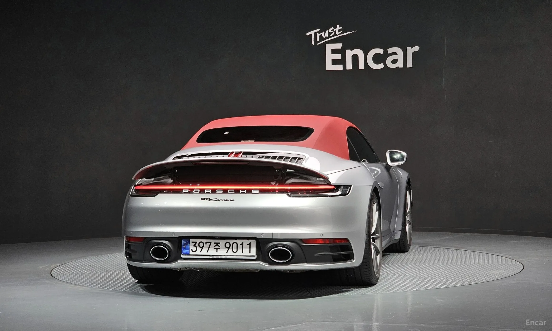 Porsche 911 (992) превью 3