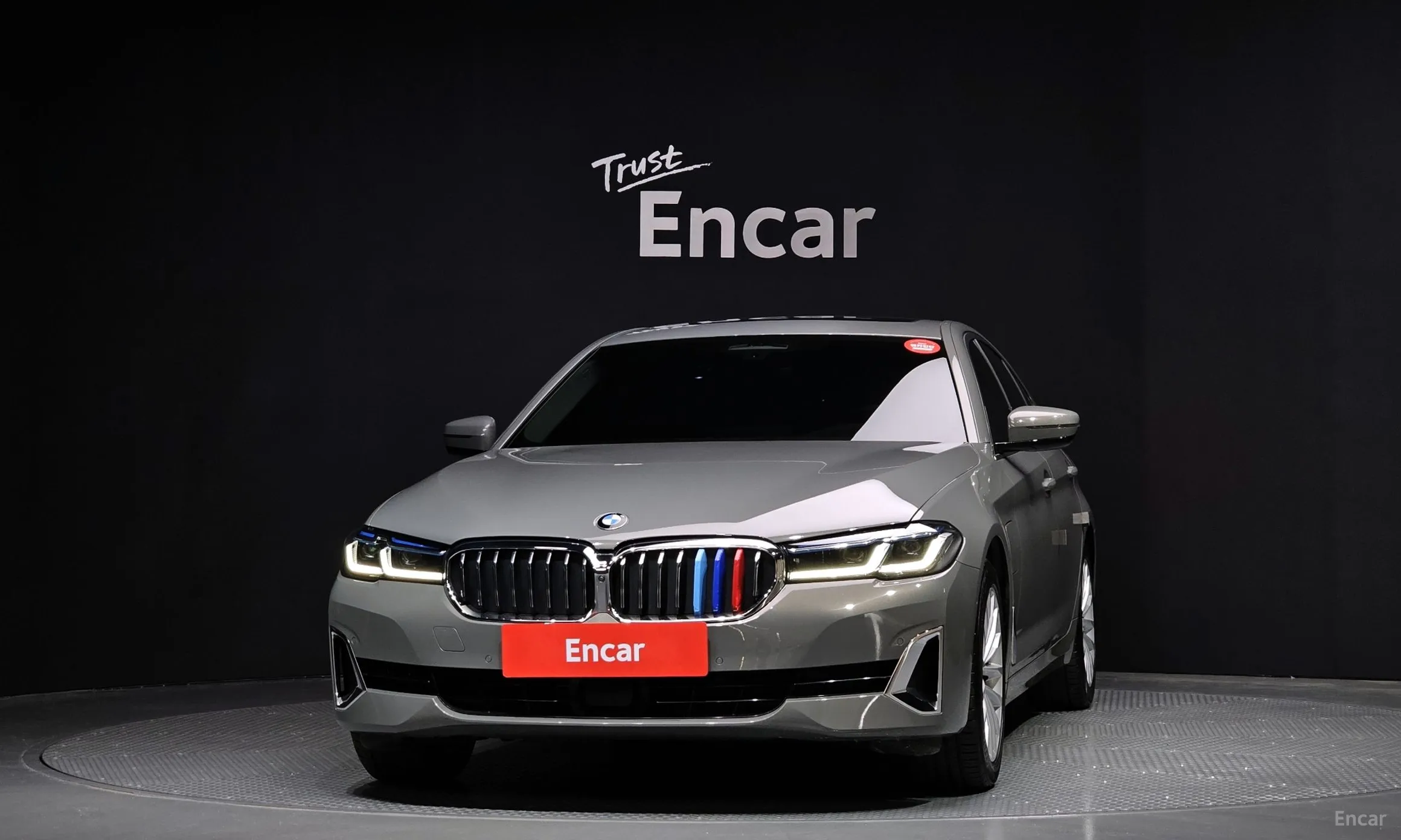 BMW 5 Series (G30)