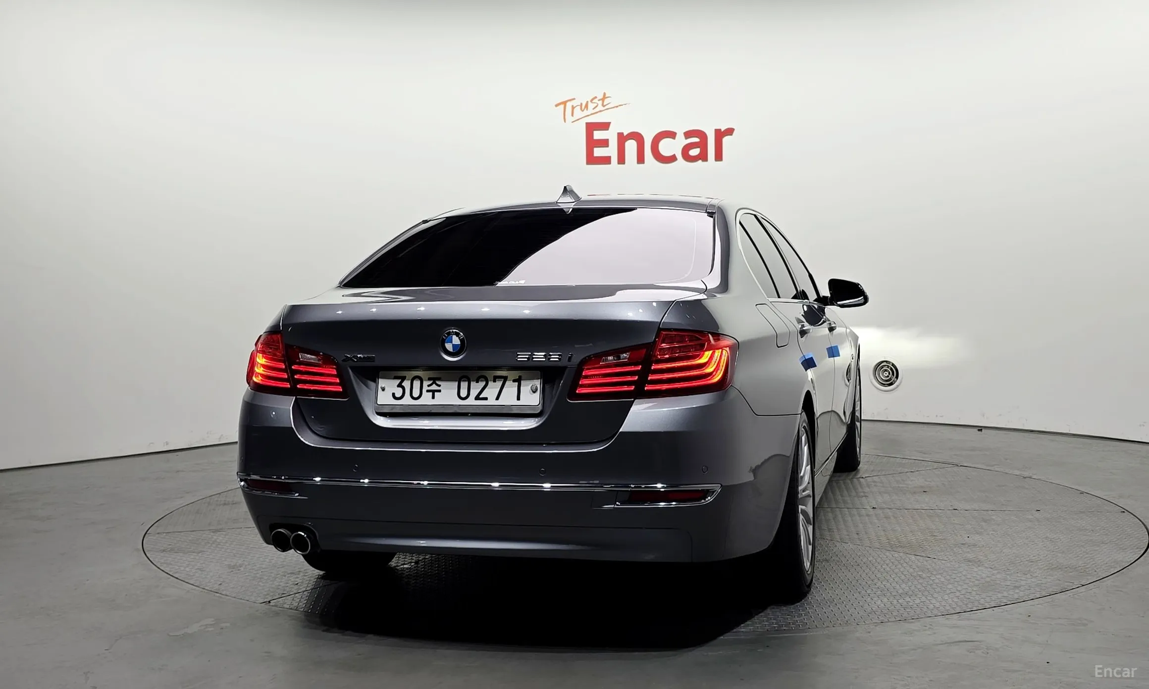 BMW 5 Series (F10) превью 3