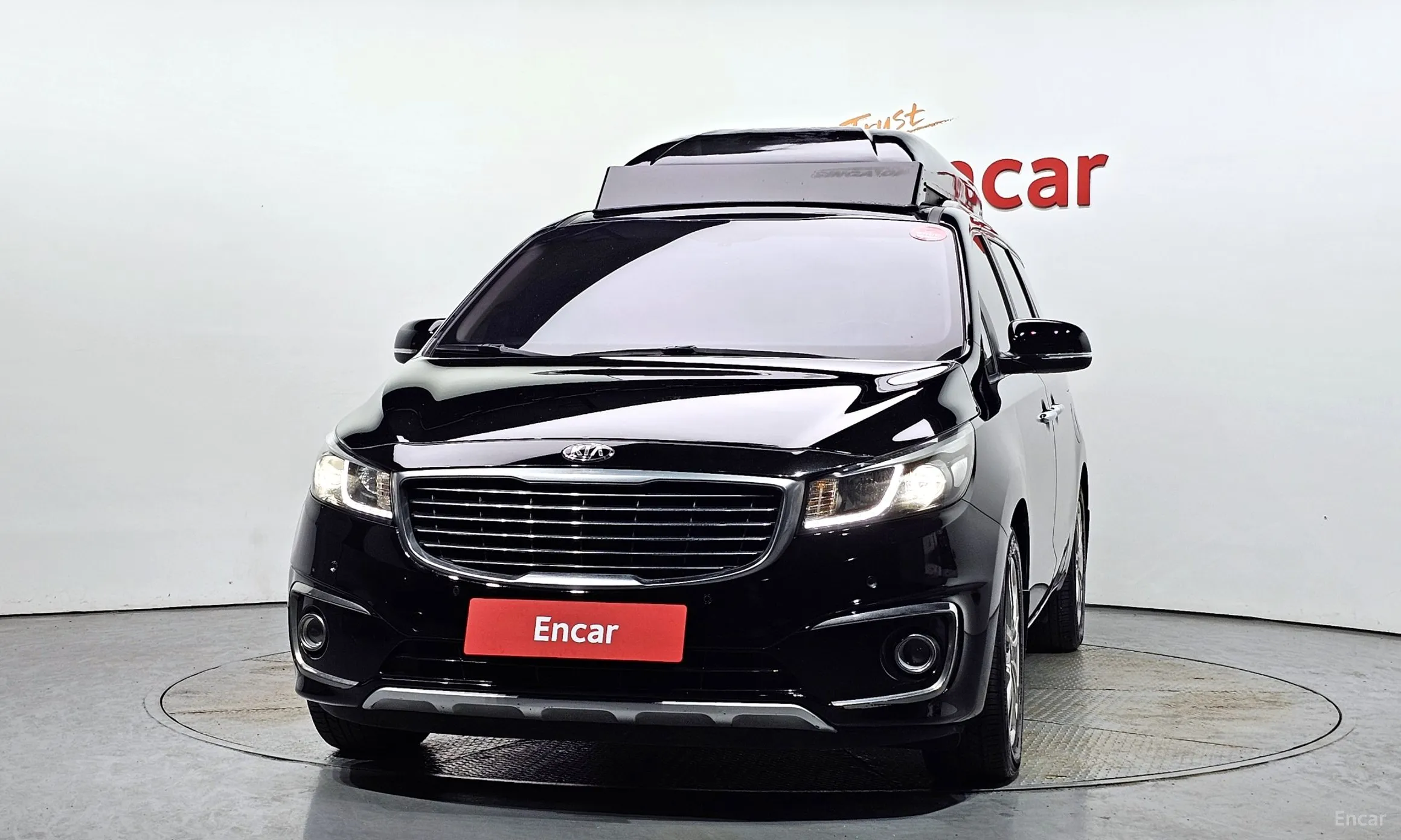 Kia Carnival превью 2