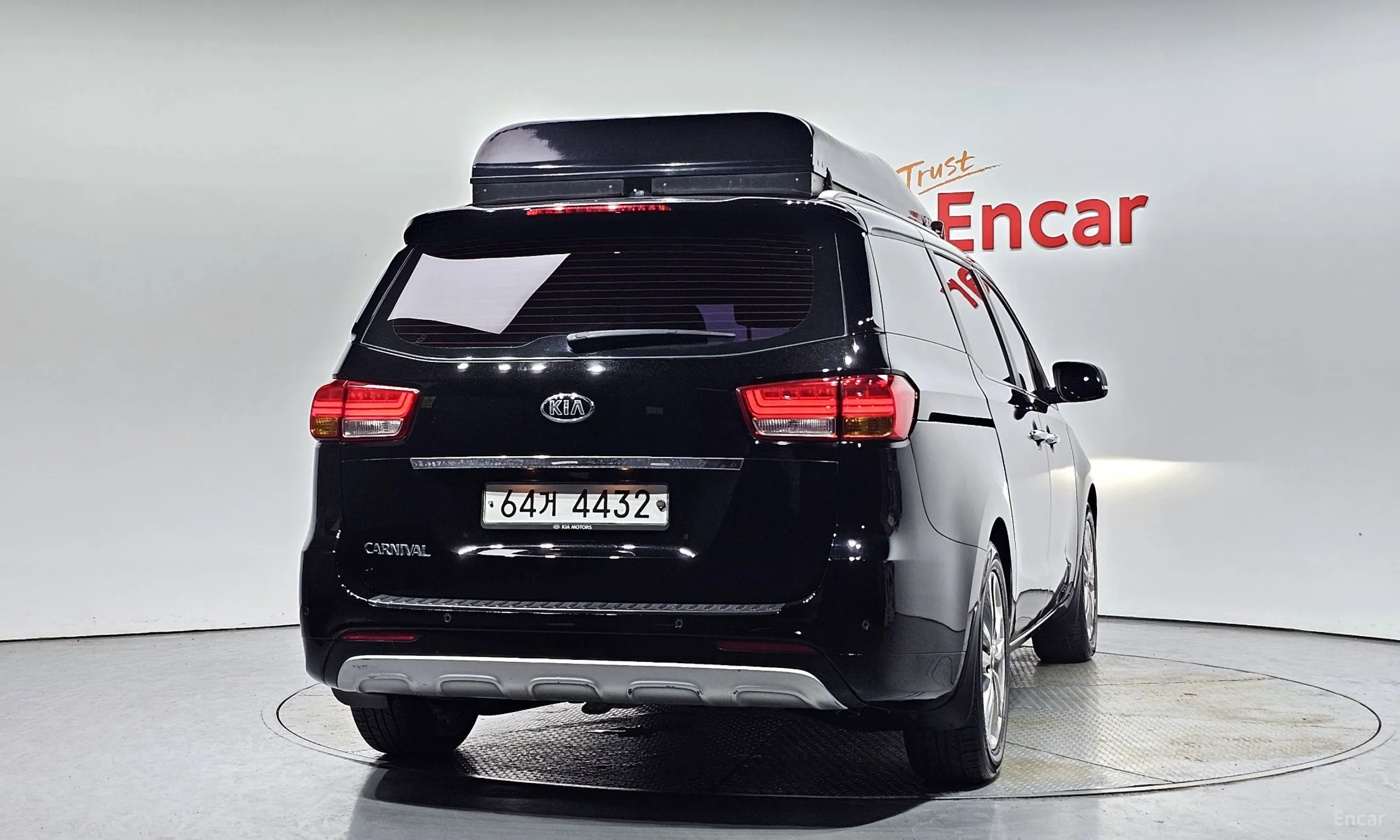 Kia Carnival превью 3