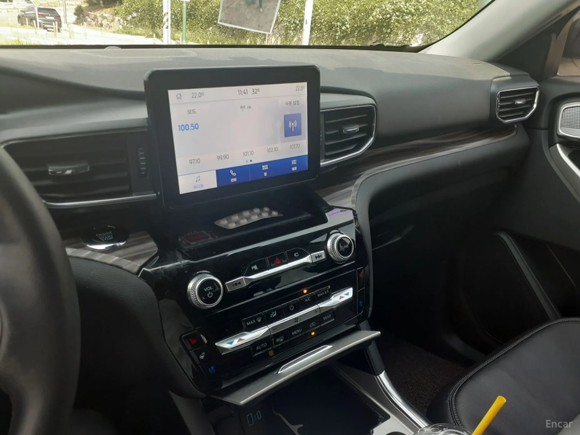 Ford Explorer 6th Generation превью 12
