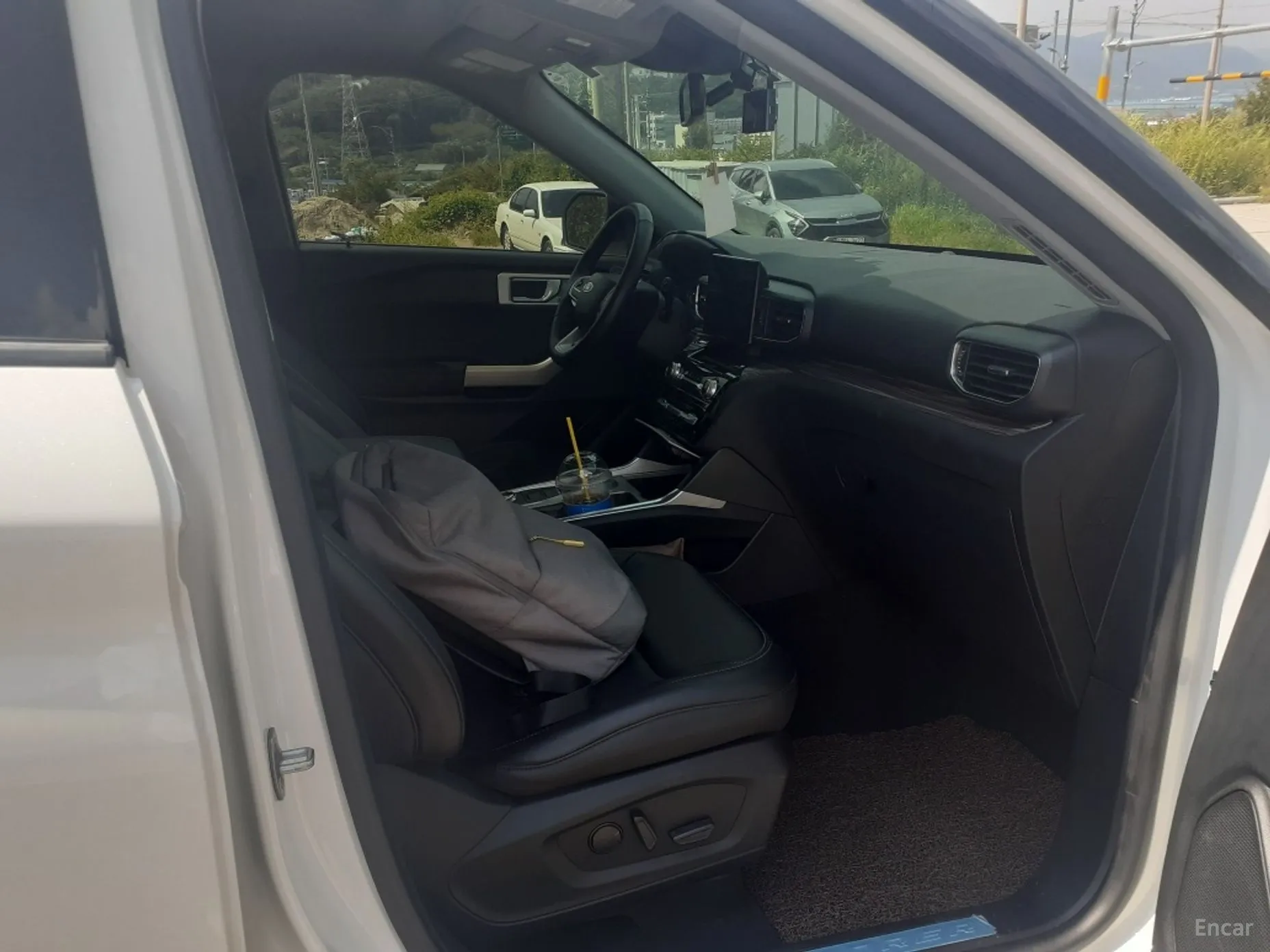 Ford Explorer 6th Generation превью 14