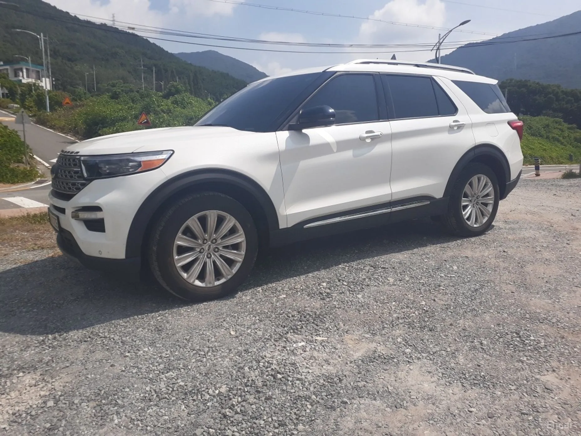 Ford Explorer 6th Generation превью 3