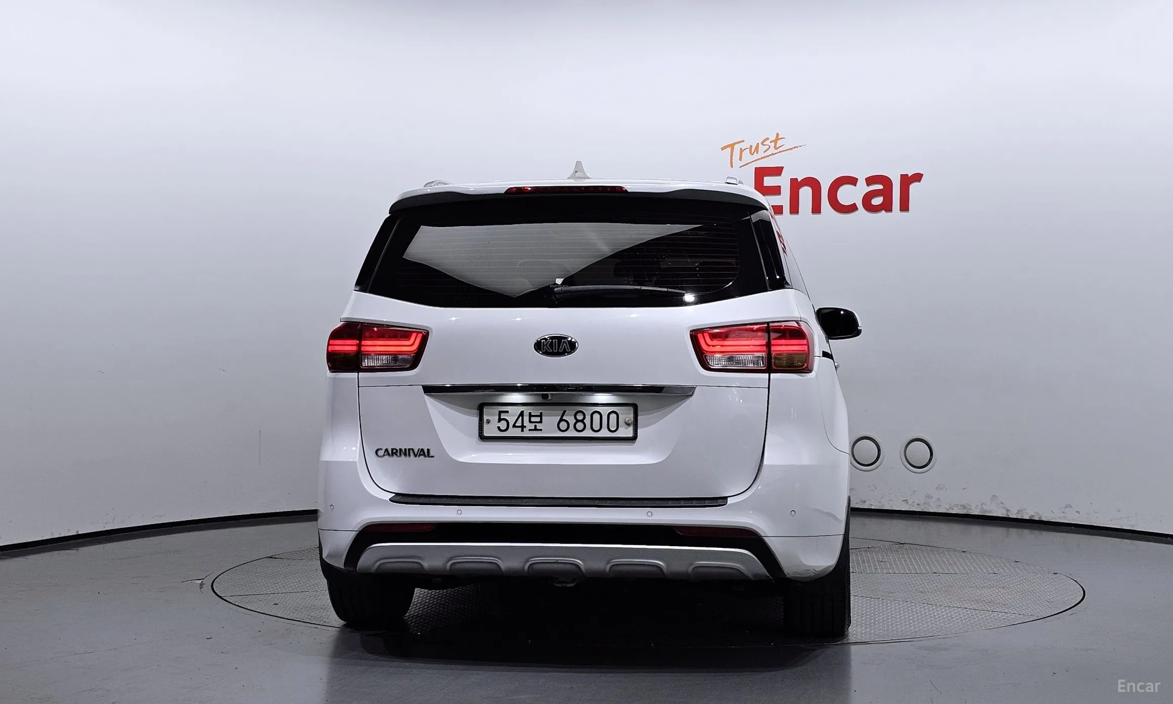 Kia Carnival превью 3