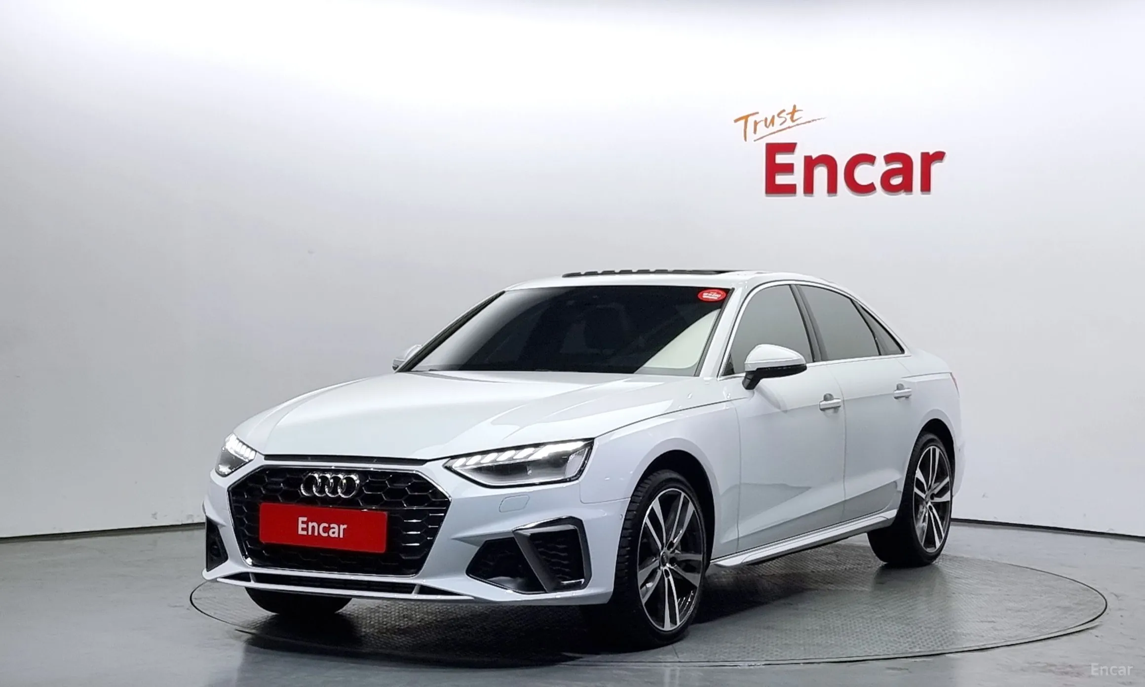 Audi A4 (B9)