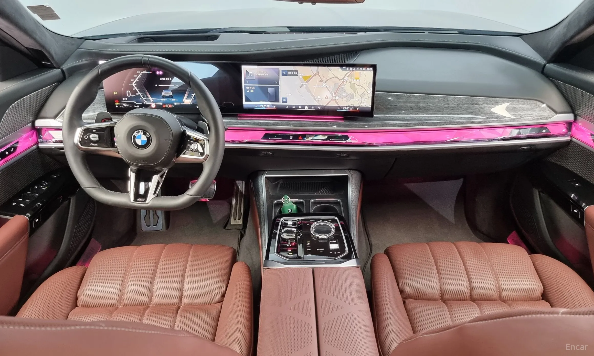 BMW 7 Series (G70) превью 4