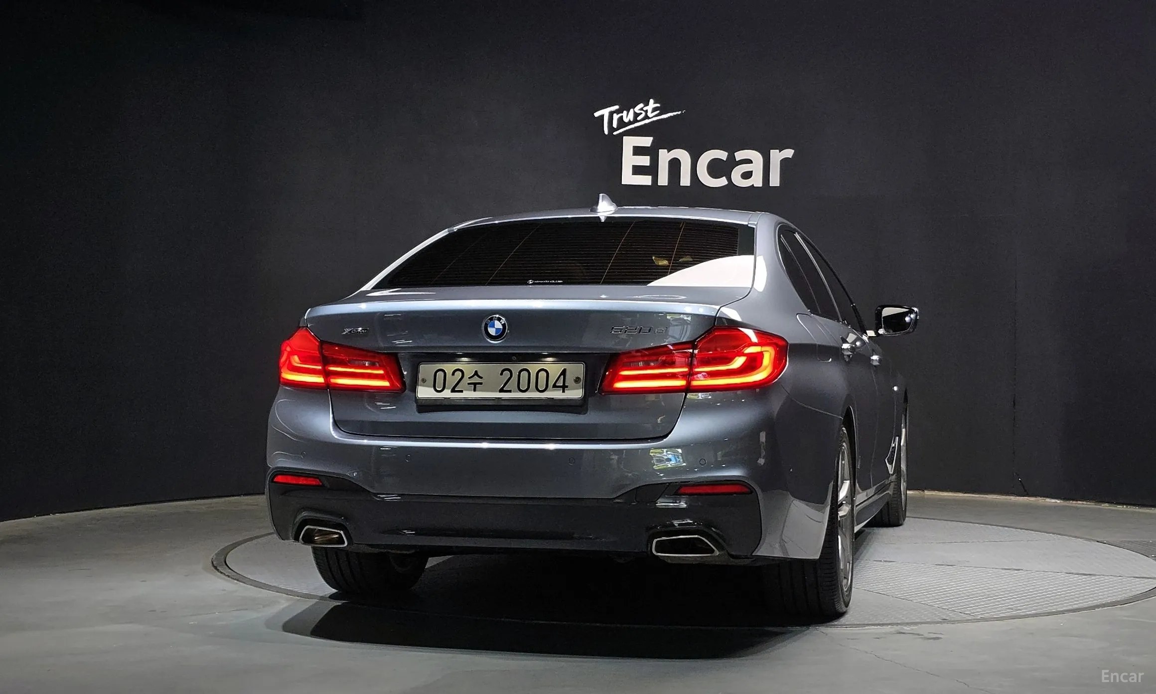 BMW 5 Series (G30) превью 3