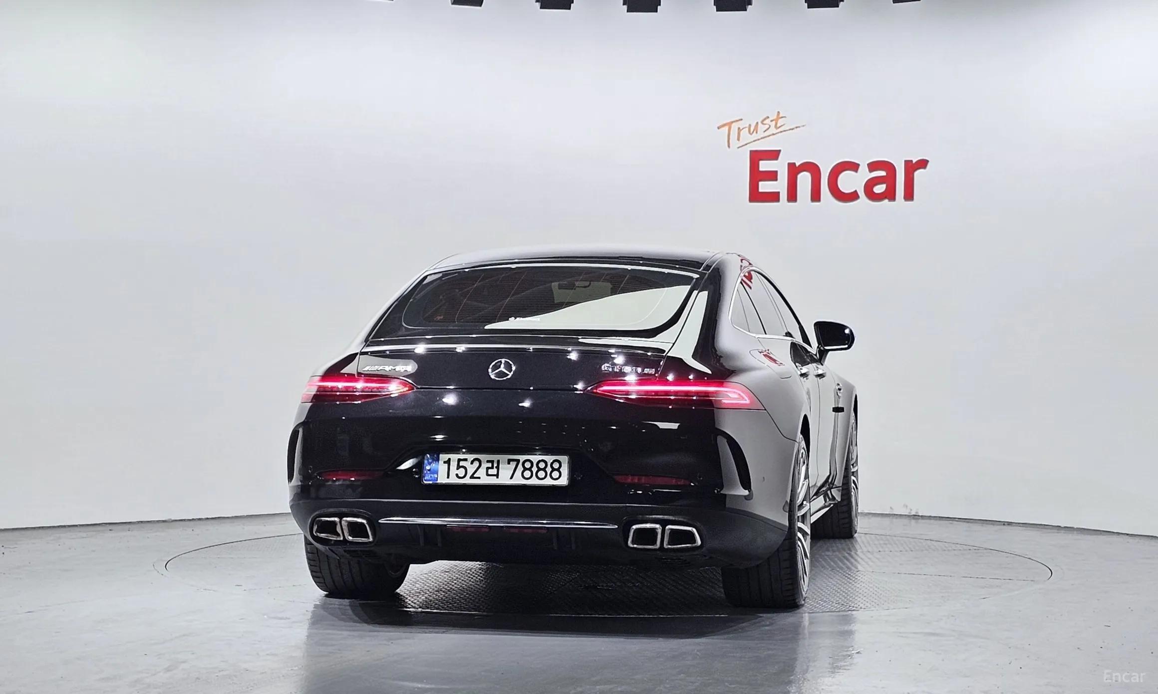 Mercedes Benz AMG GT превью 3