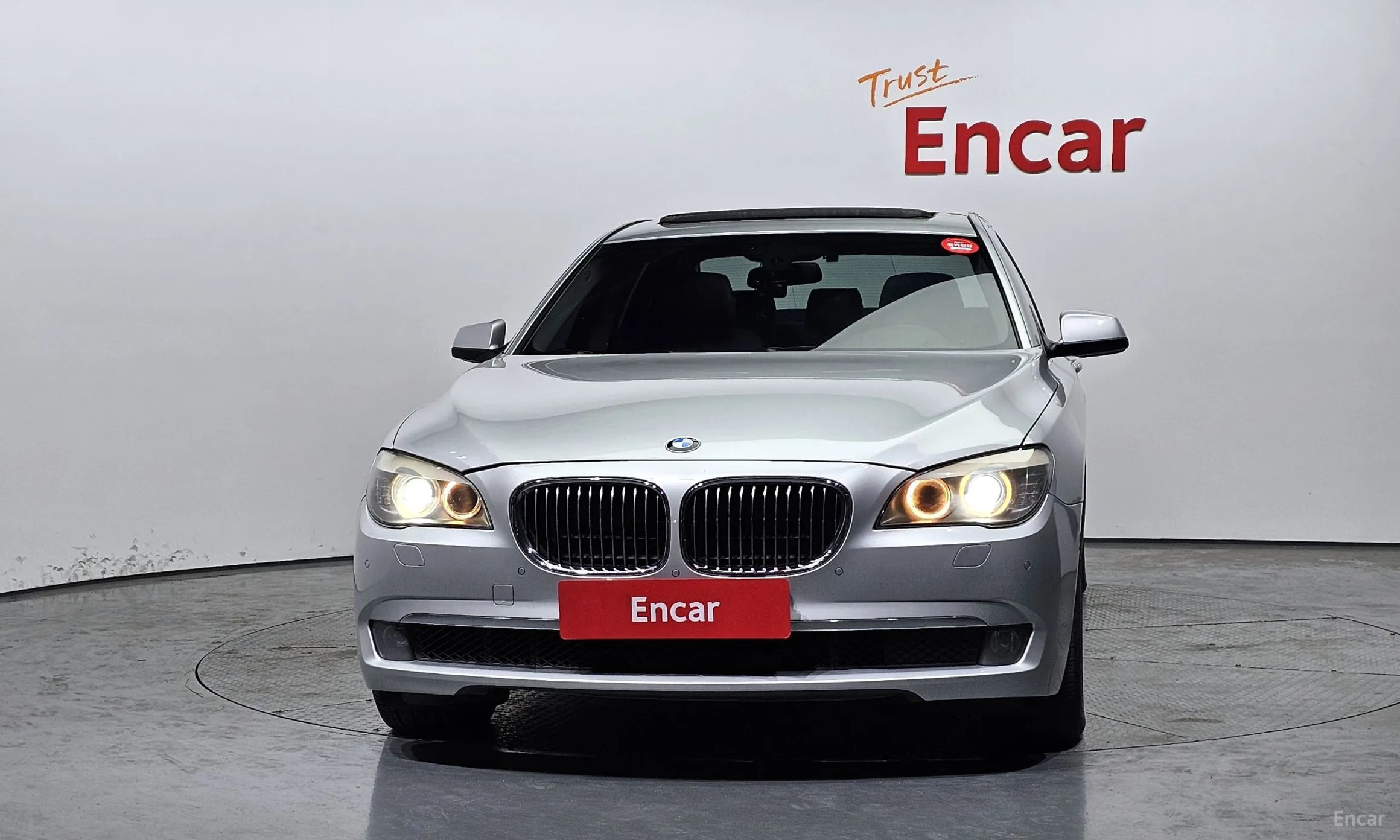 BMW 7 Series (F01) превью 2