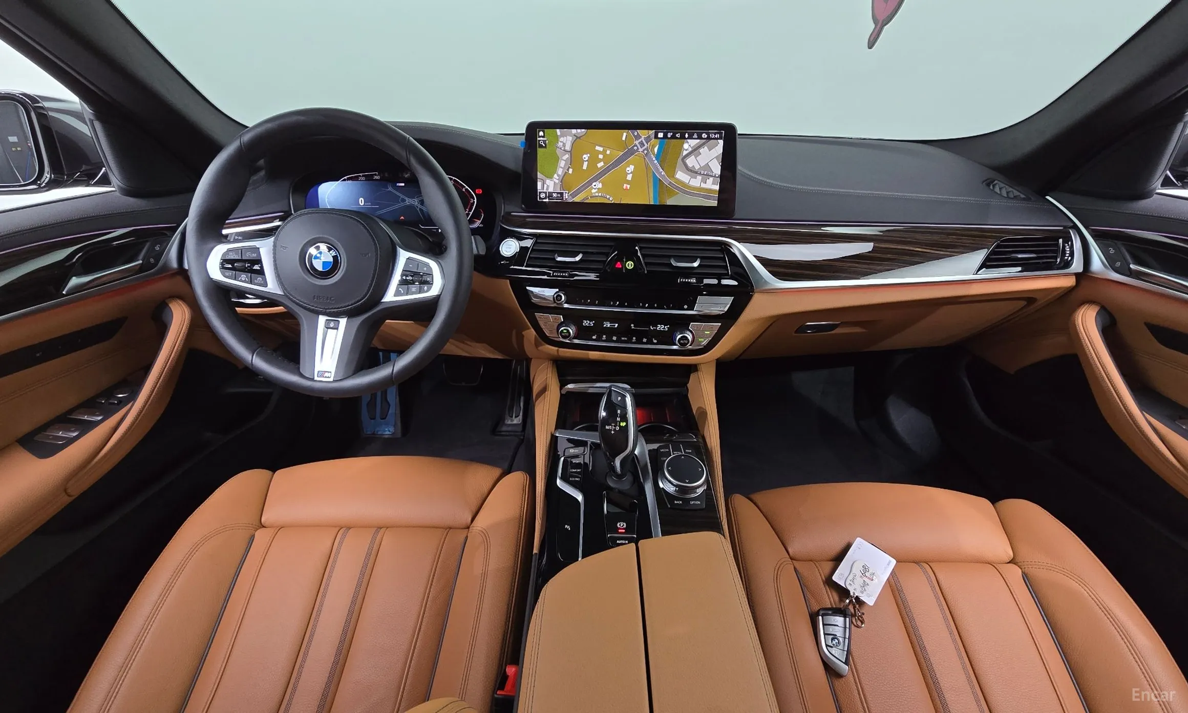 BMW 5 Series (G30) превью 4