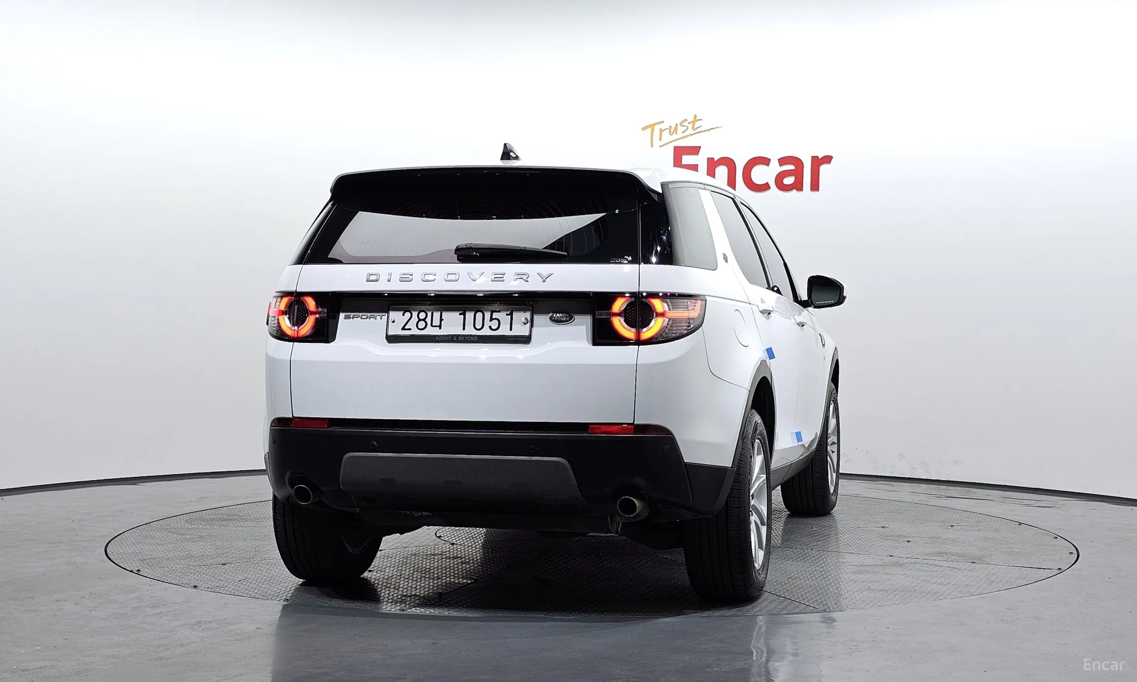 Land Rover Discovery Sports превью 3