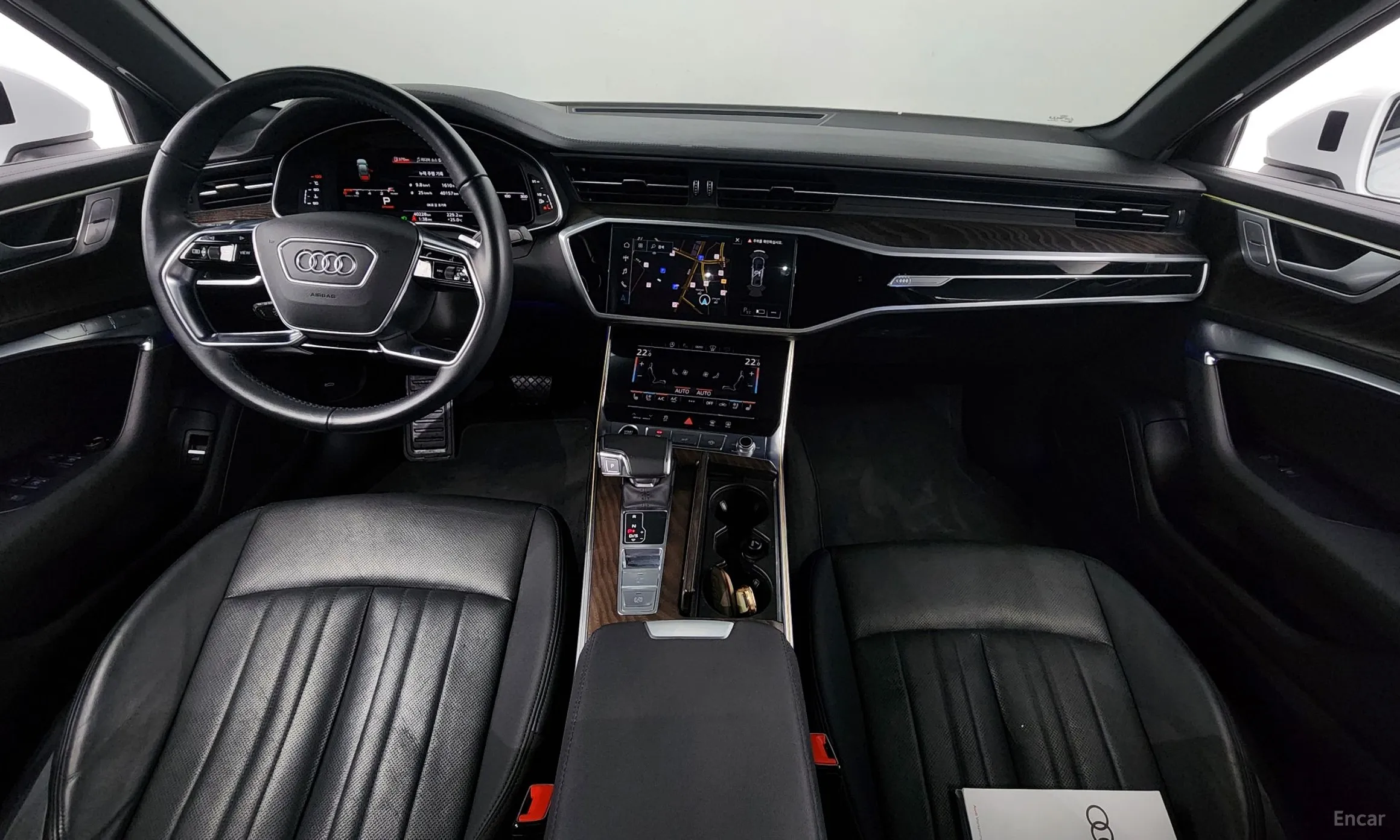 Audi A6 (C8) превью 4