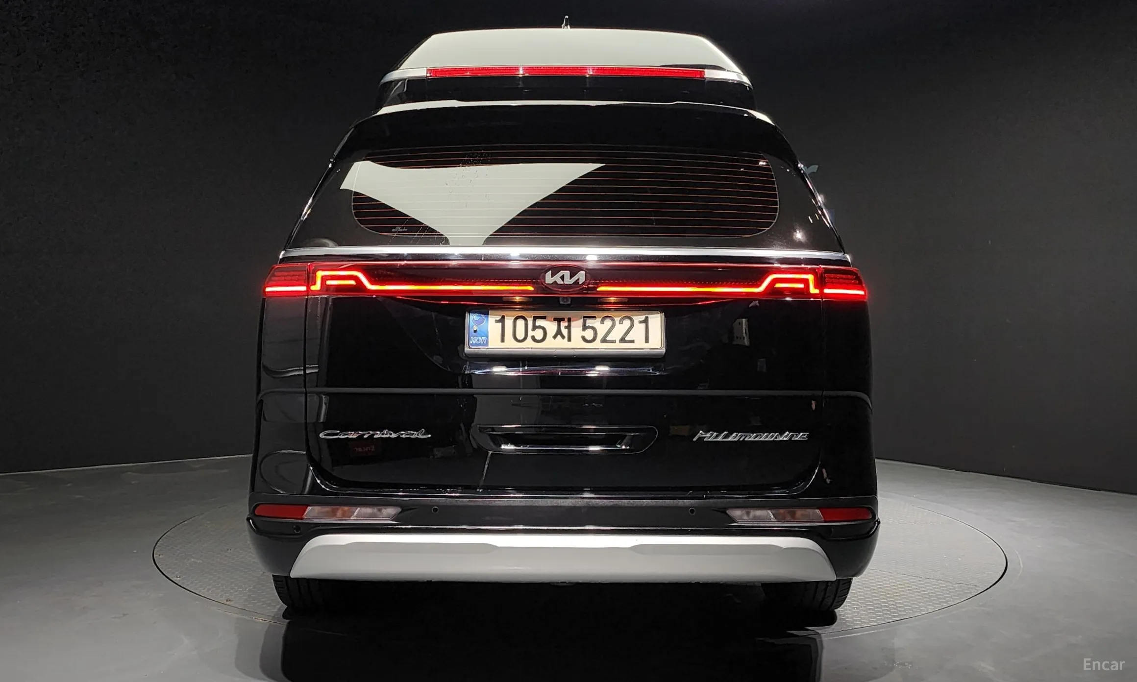Kia Carnival Gen 4 превью 3